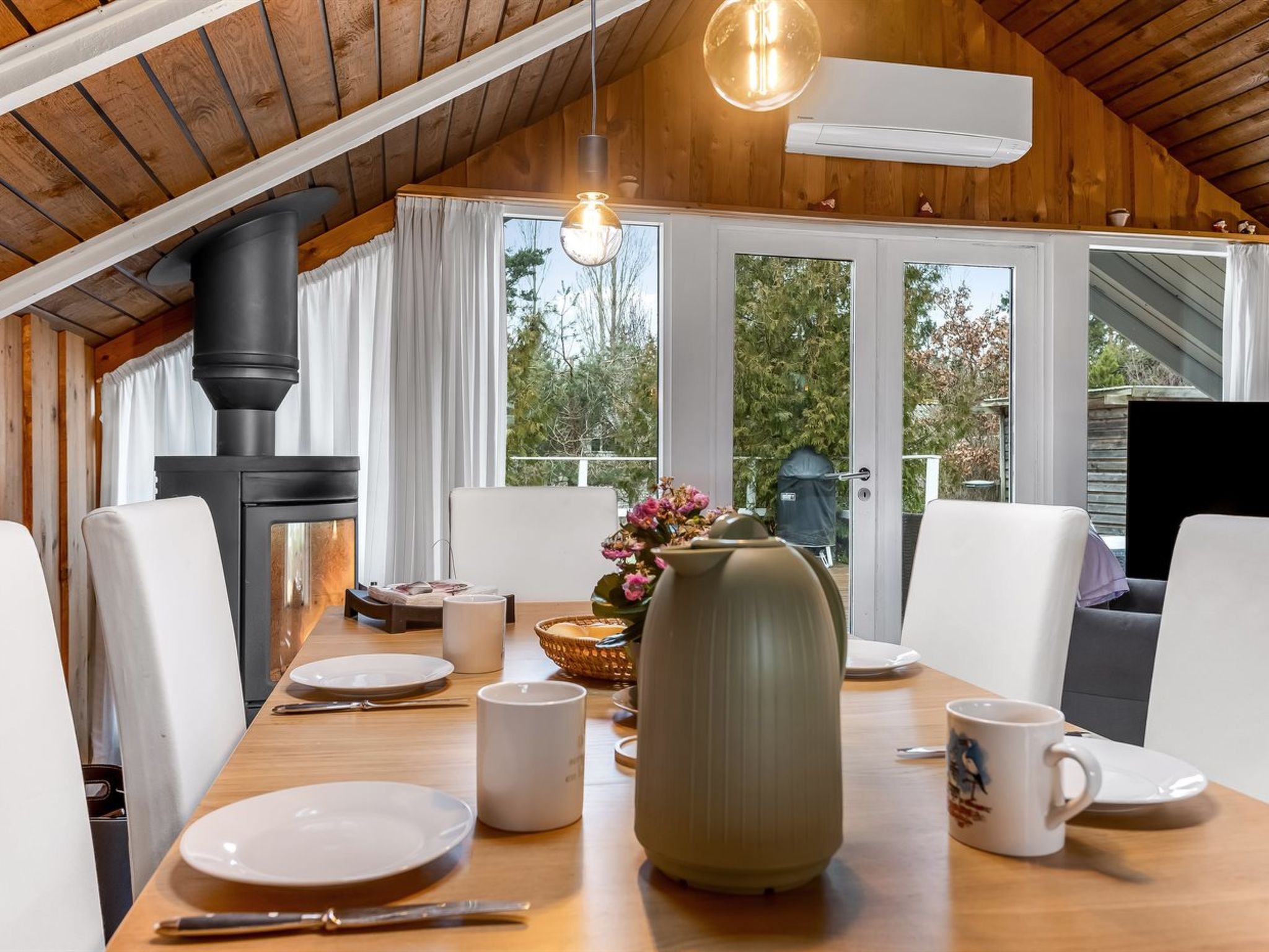 "Lycka" - 700m from the sea-Drinnen