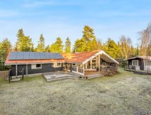 Luxe vakantiehuis op 75 meter van de Oostzee bij Væggerløse - thumbnail 2