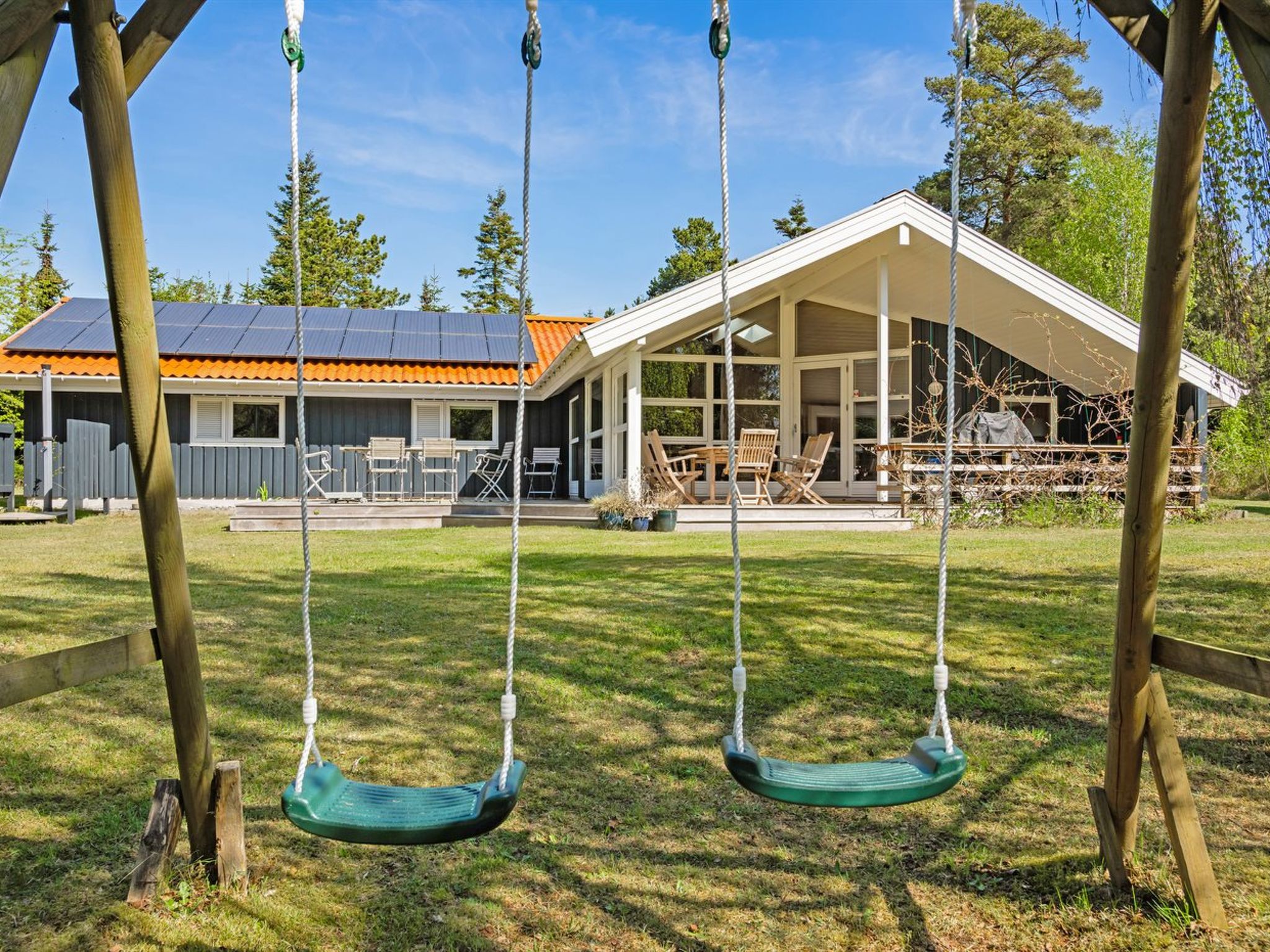 "Hollie" - 75m from the sea - Buiten