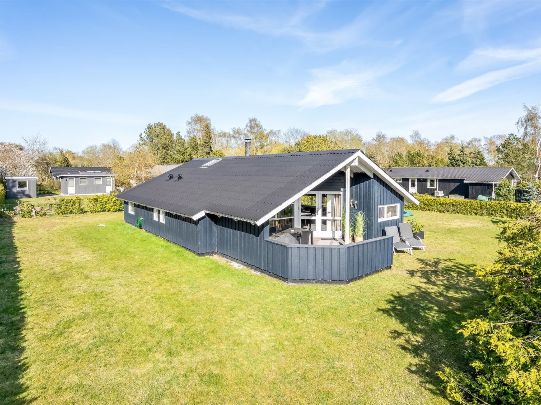 "Roope" - 1.3km from the sea
