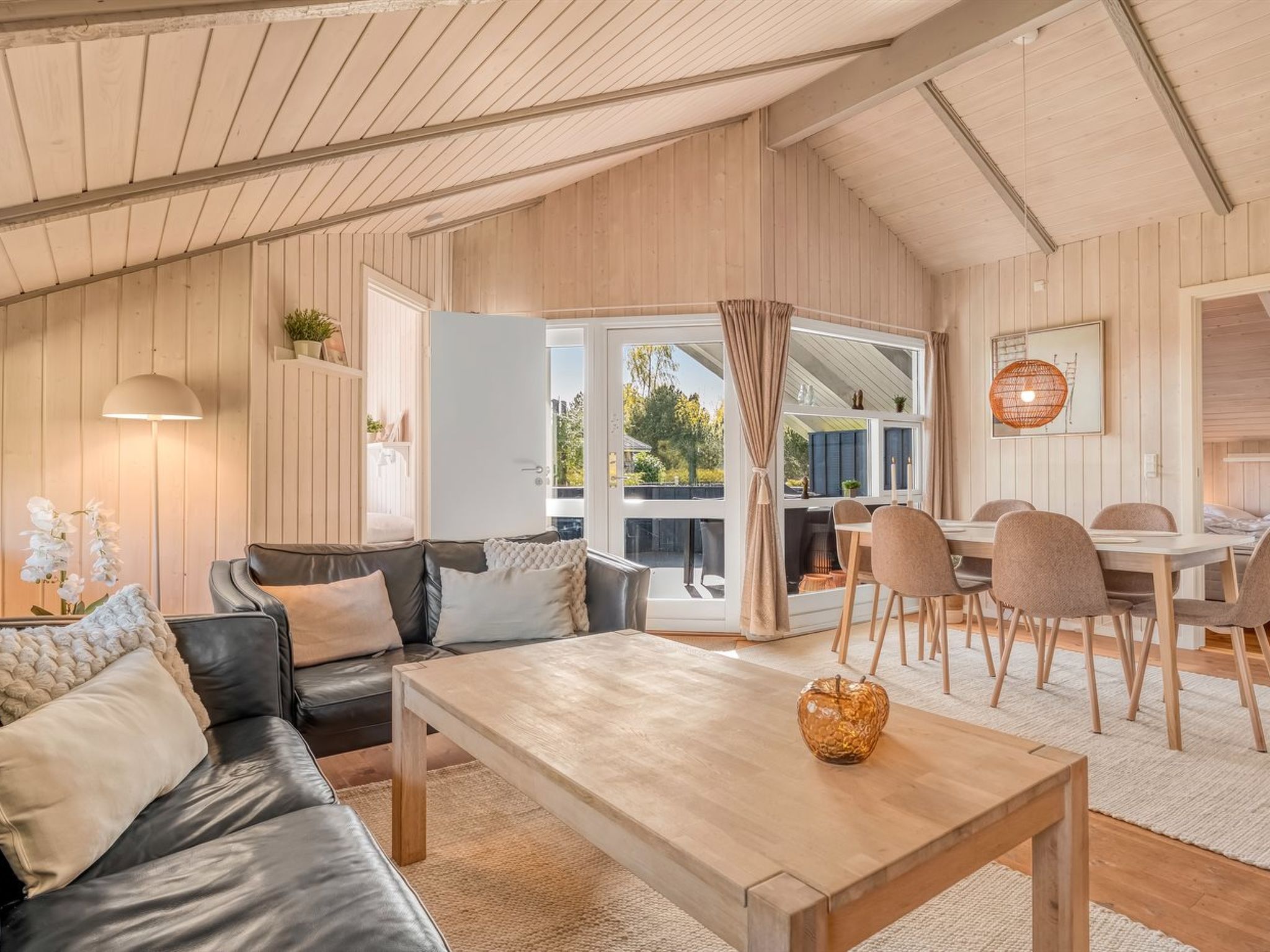 "Roope" - 1.3km from the sea