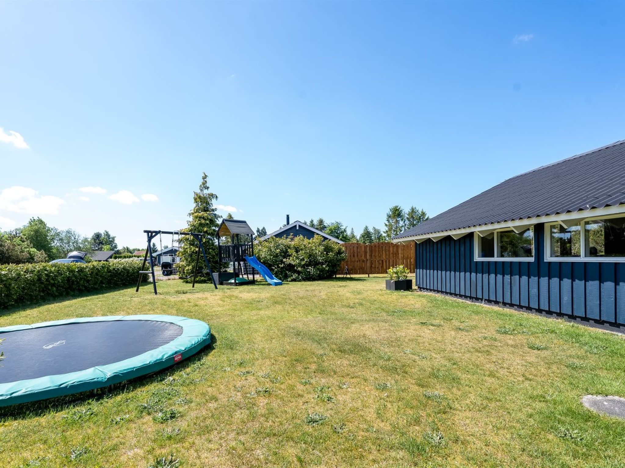 "Roope" - 1.3km from the sea - Buiten