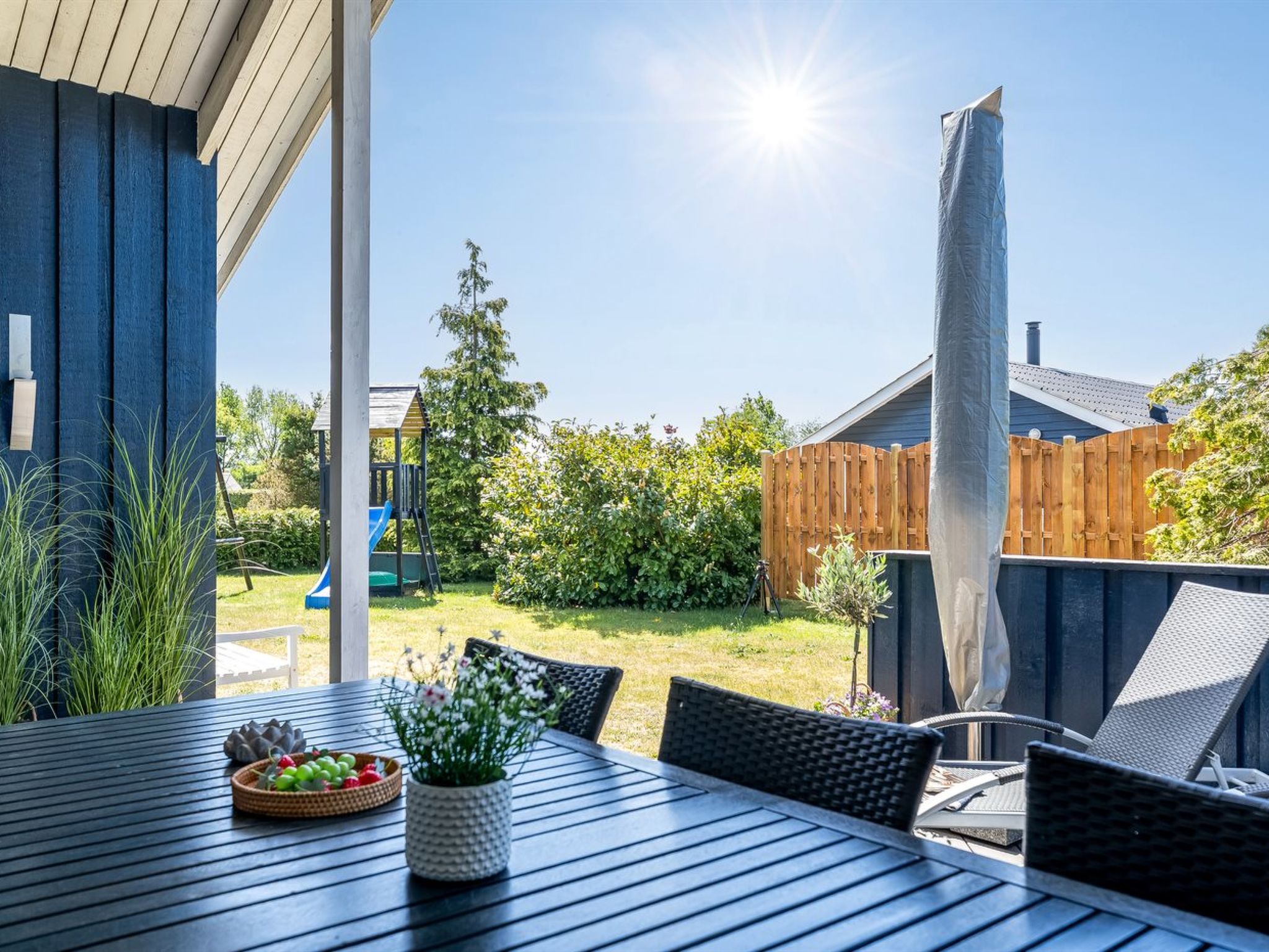 "Roope" - 1.3km from the sea - Buiten