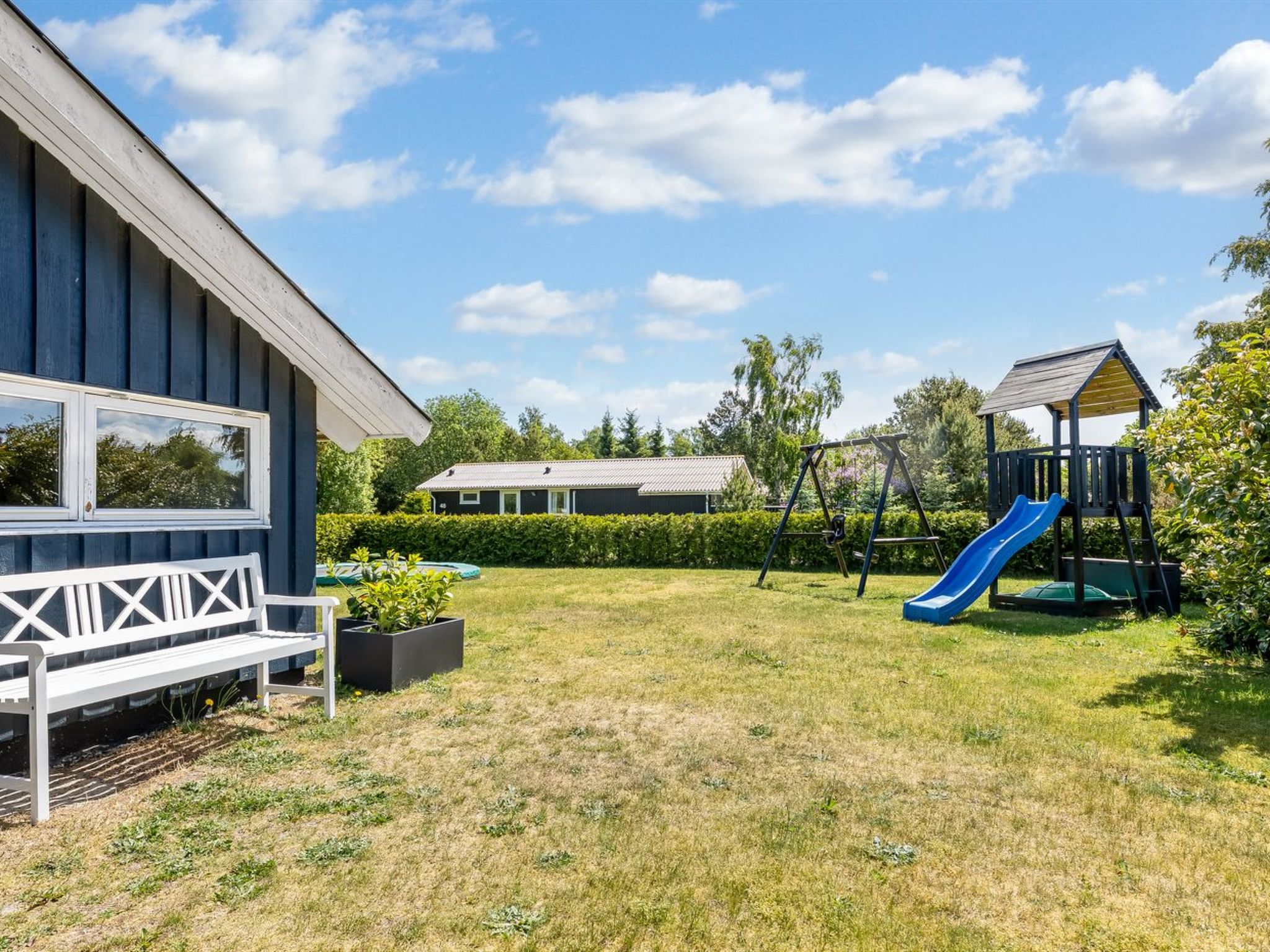 "Roope" - 1.3km from the sea - Buiten