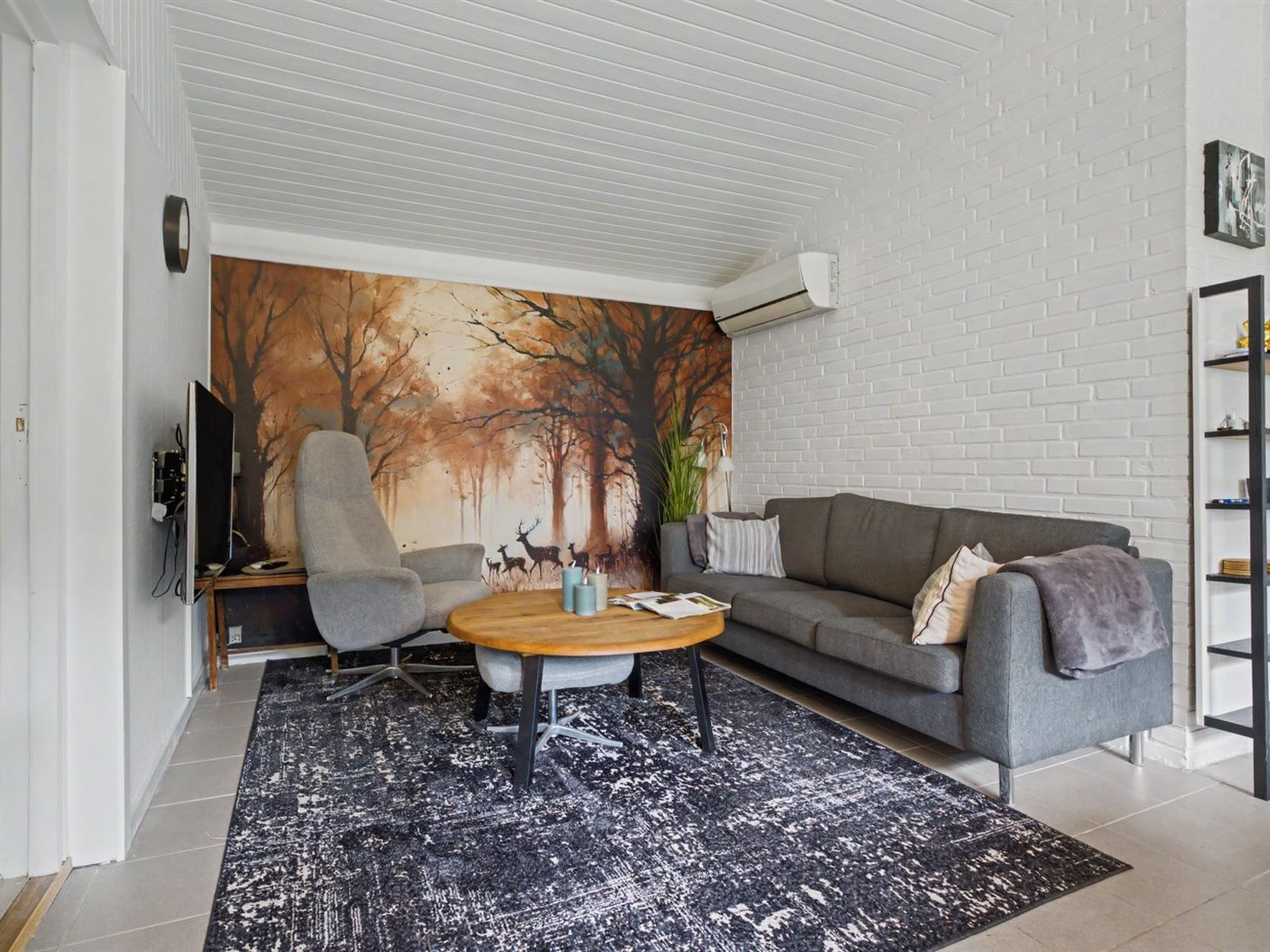 "Mea" - 750m from the sea