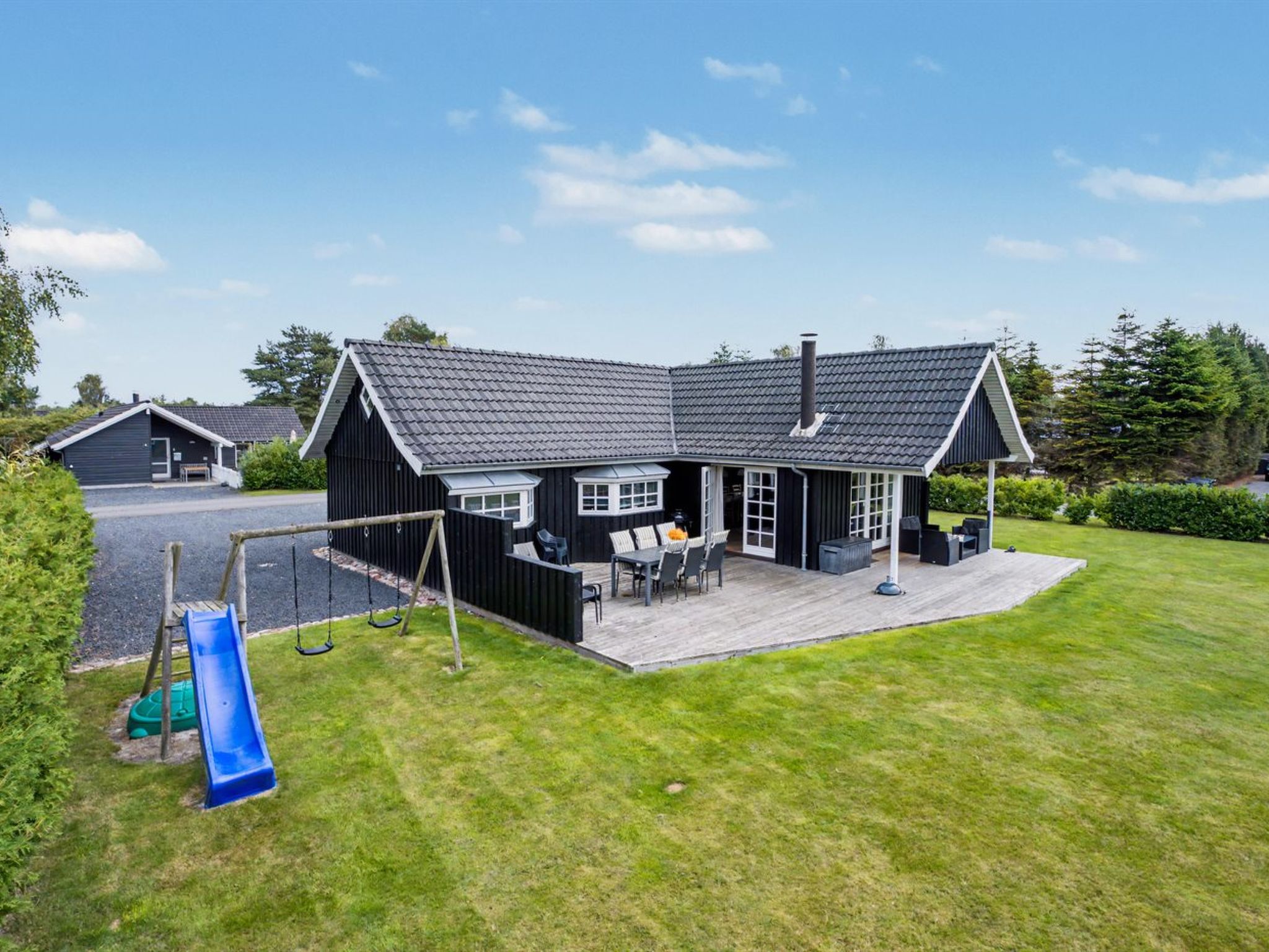 "Erikgine" - 900m from the sea - Buiten