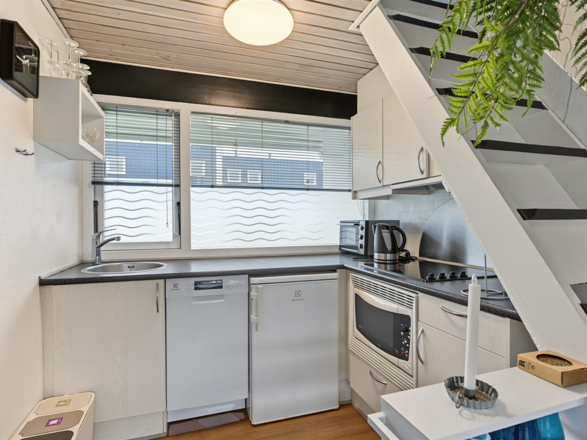 "Kielo" - 700m from the sea - Binnen