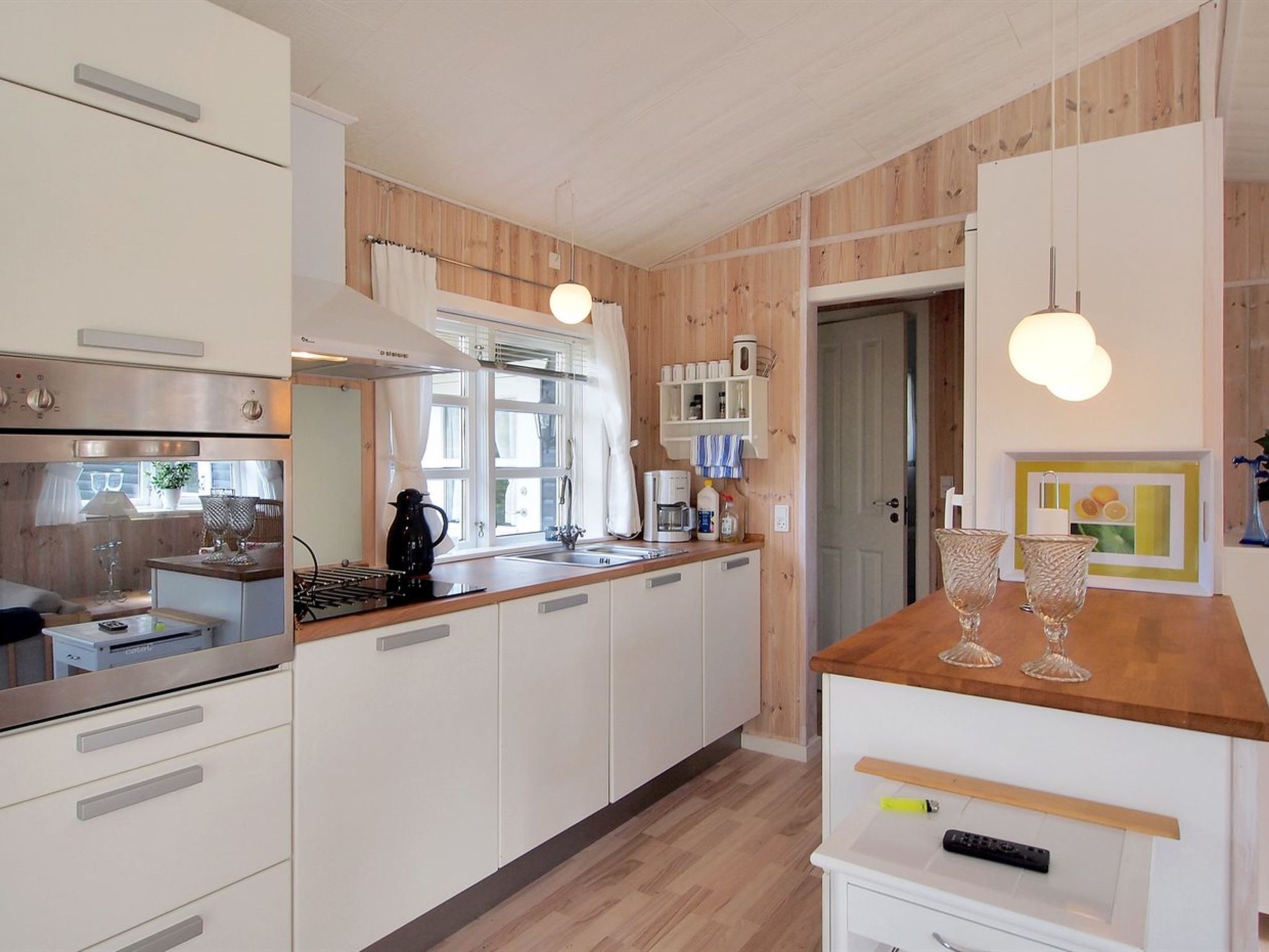 "Enola" - 900m from the sea