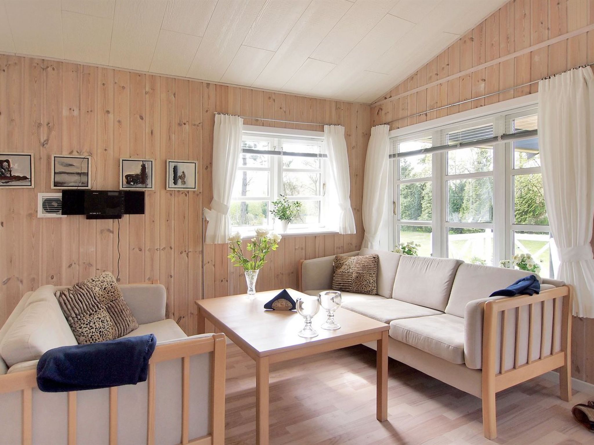 "Enola" - 900m from the sea-Dedans