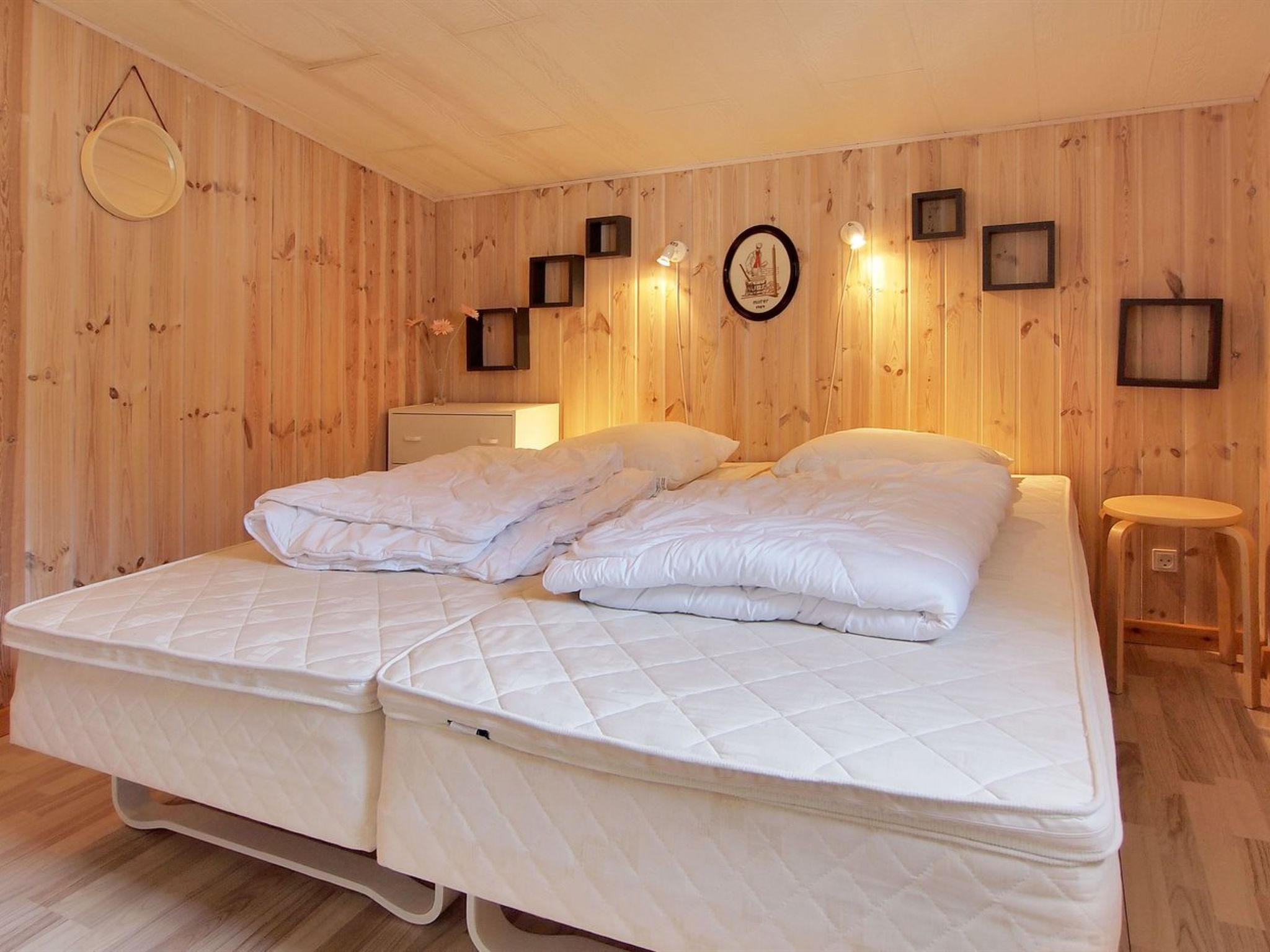 "Enola" - 900m from the sea-Dedans