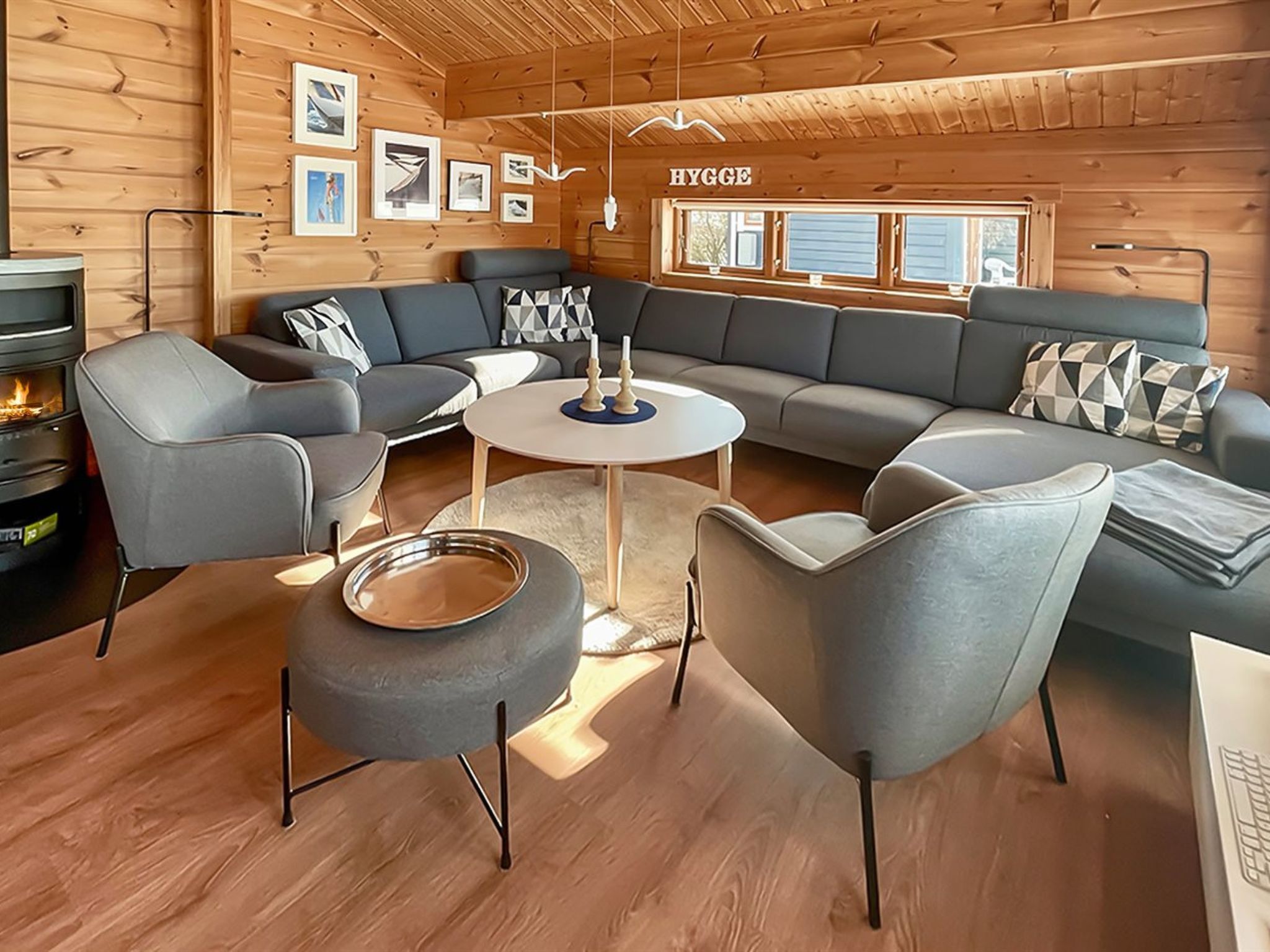"Stacie" - 10m from the sea - Inside