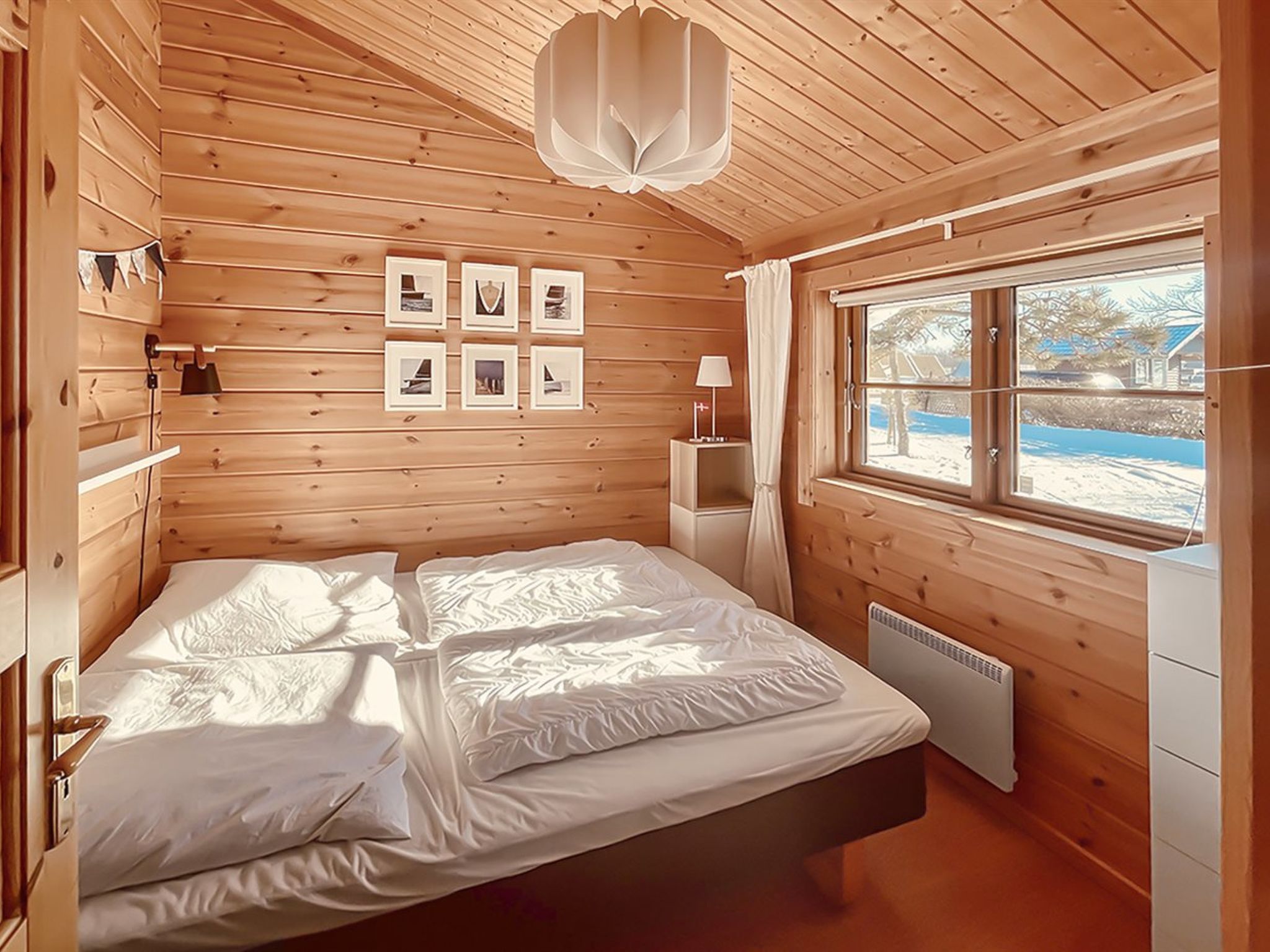 "Stacie" - 10m from the sea - Inside