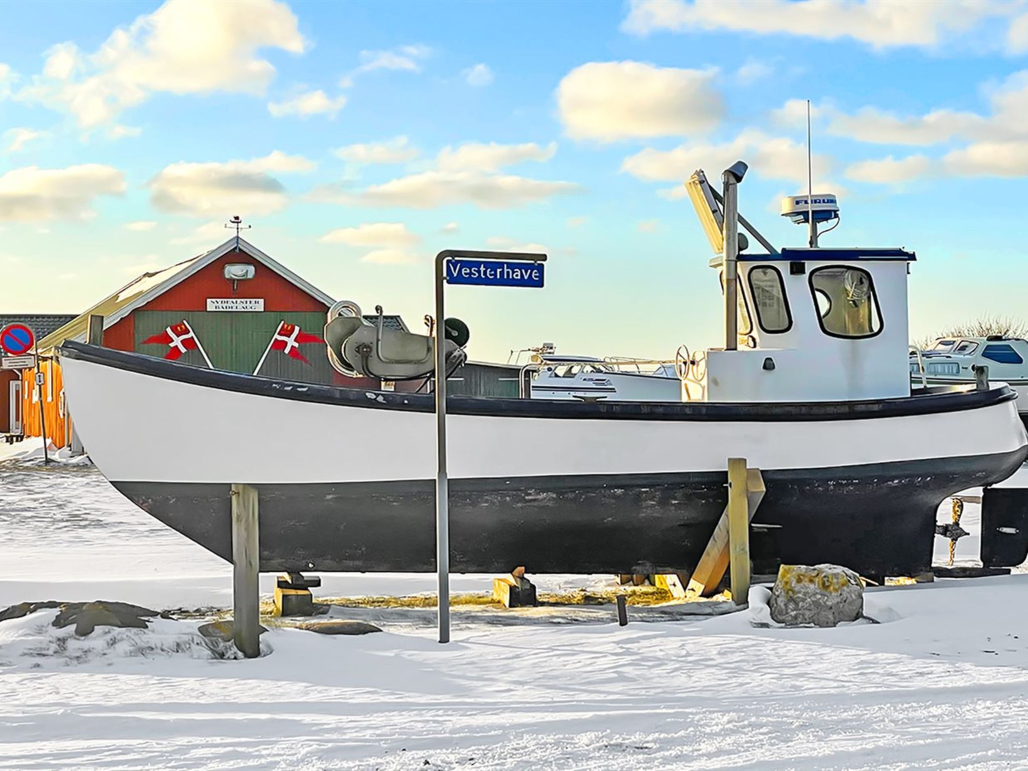 "Stacie" - 10m from the sea - Outside