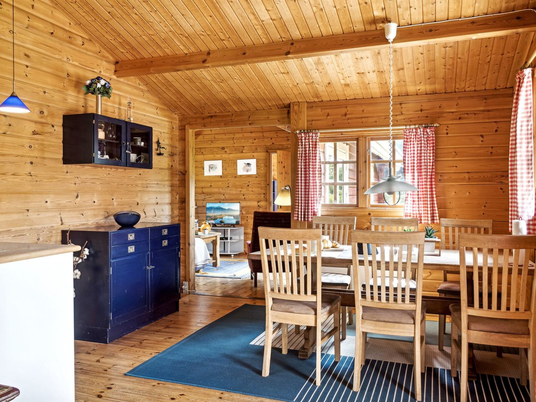 "Tuukka" - 150m from the sea-Binnen