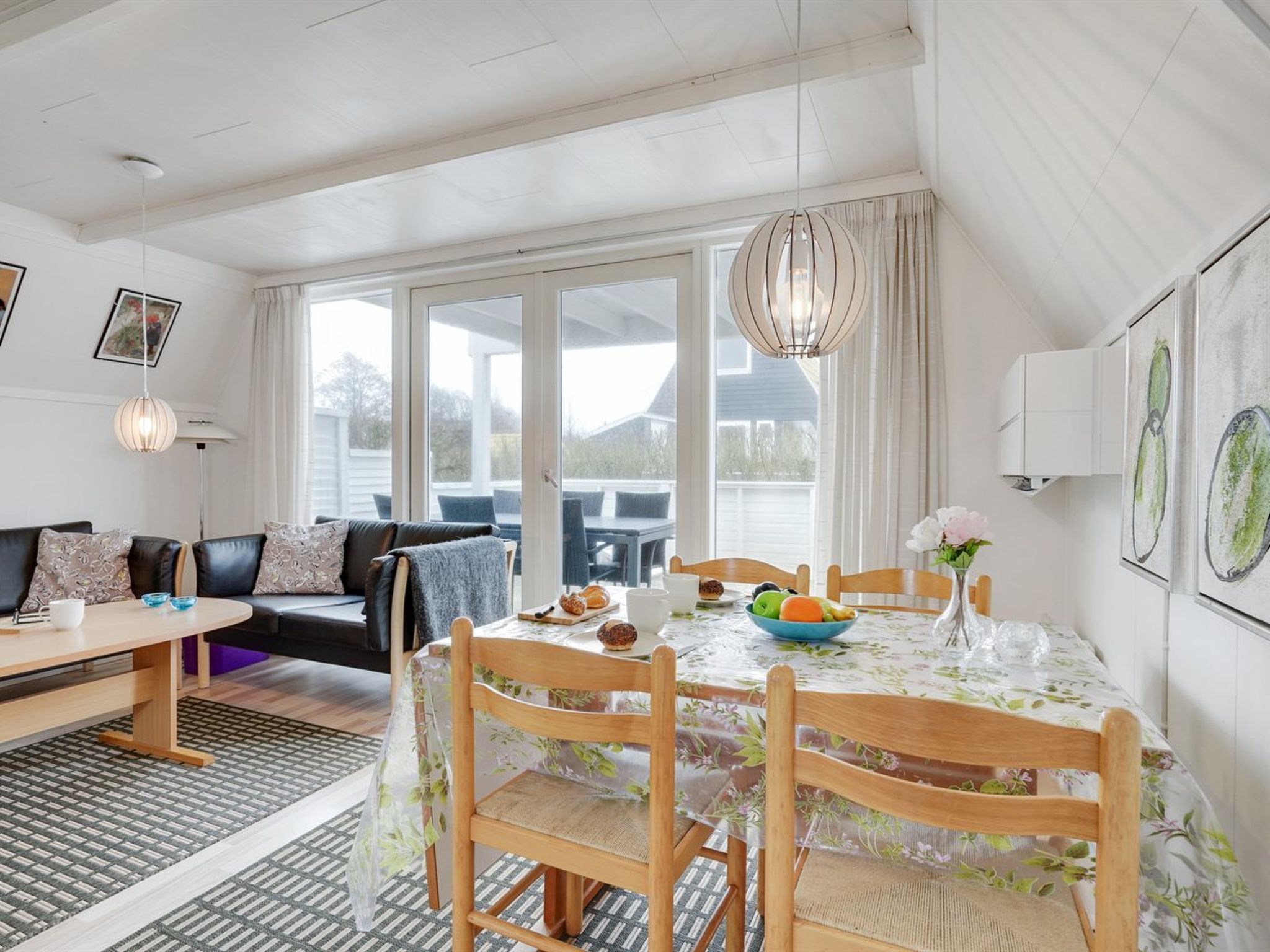 "Mijat" - 100m from the sea-Binnen