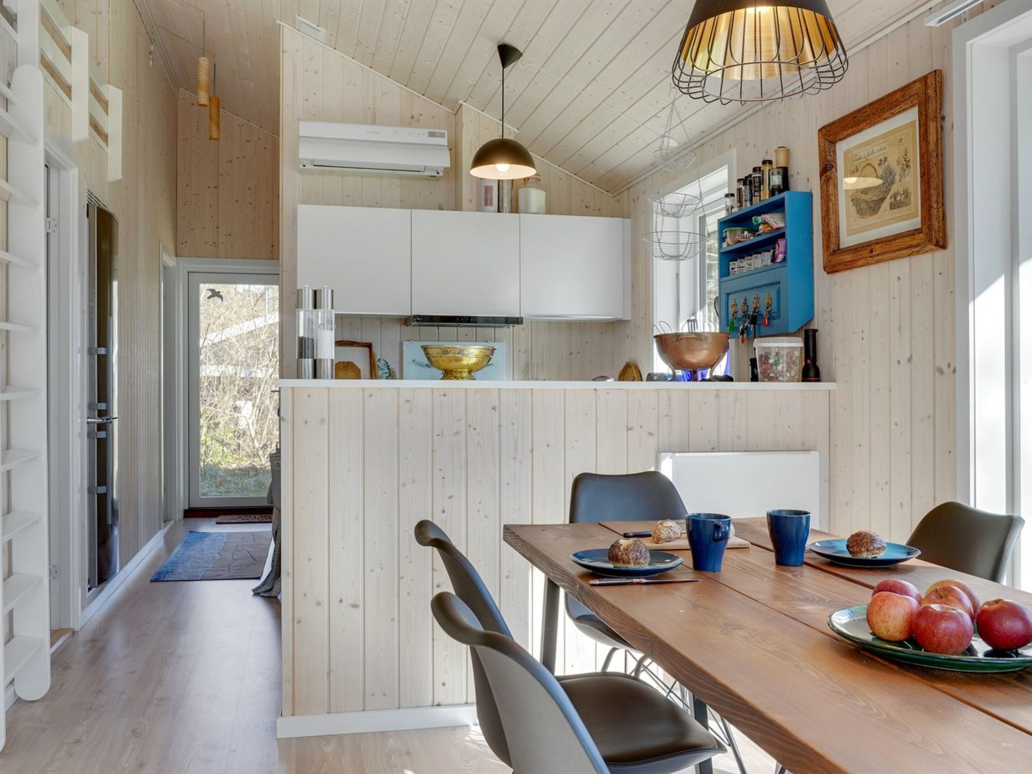 "Tancred" - 200m from the sea-Binnen