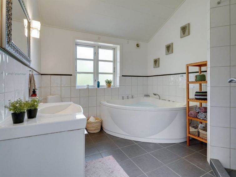 Search and Stay destination Gedesby, Denmark from AU$ 850. "Amon" - 670m from the sea in Lolland, Falster and Mon