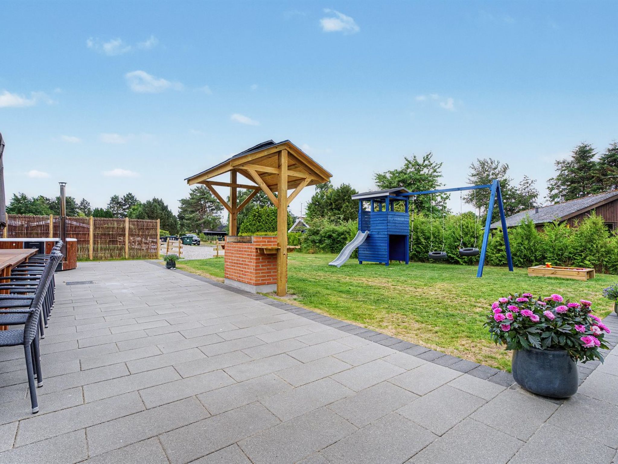 "Rajna" - 250m from the sea - Buiten
