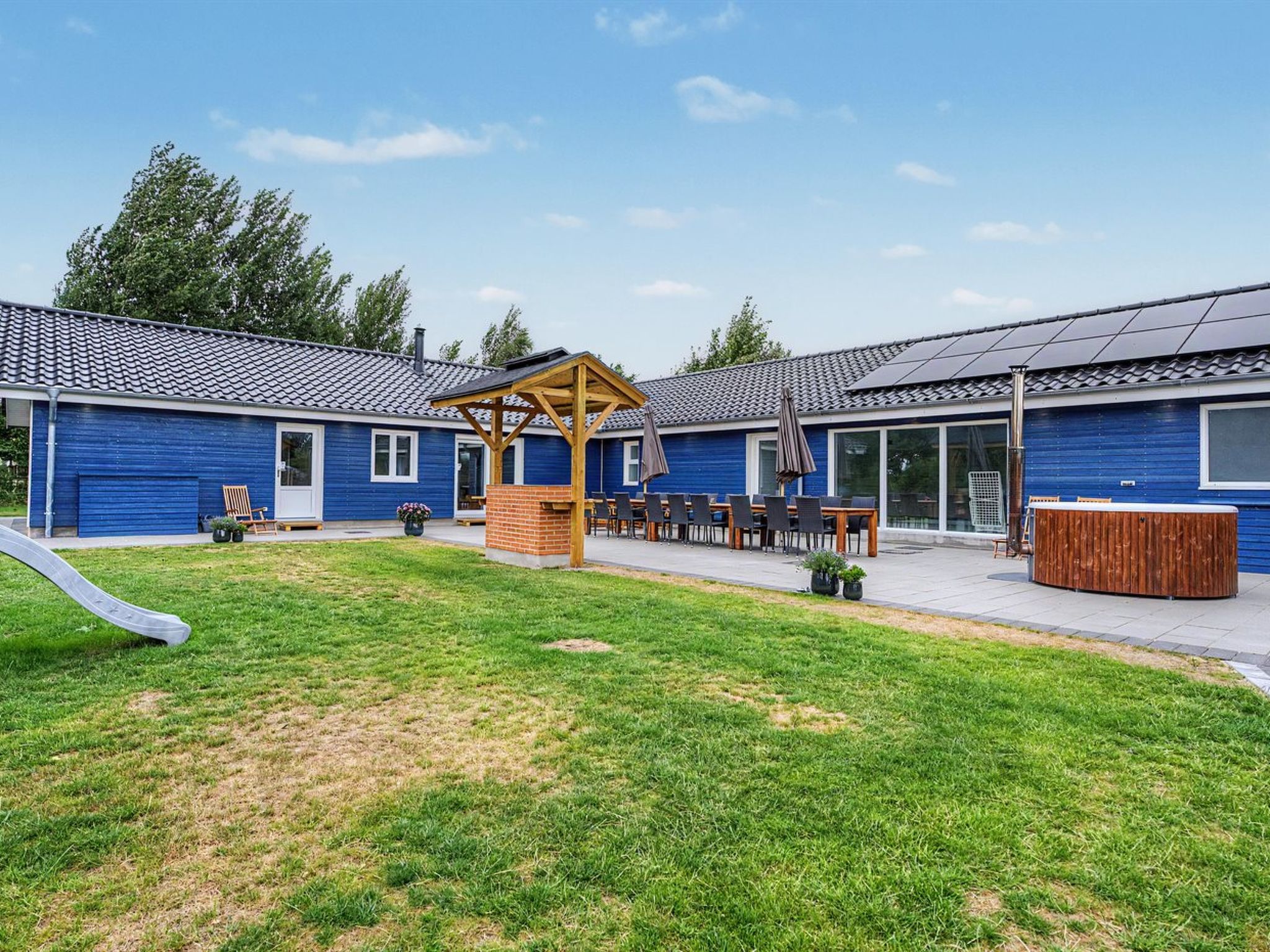 "Rajna" - 250m from the sea - Buiten