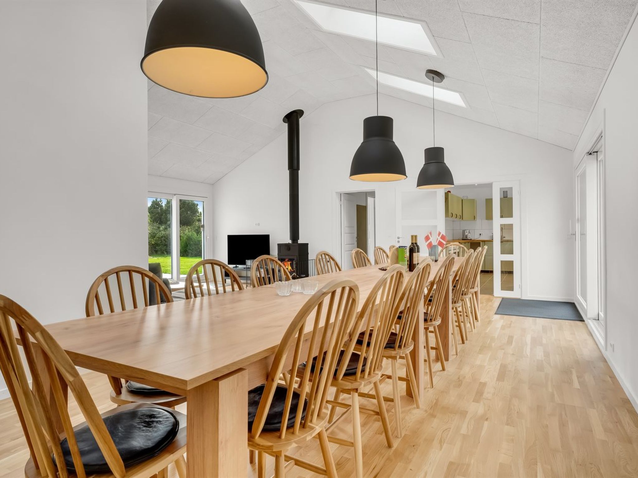 "Rajna" - 250m from the sea-Binnen