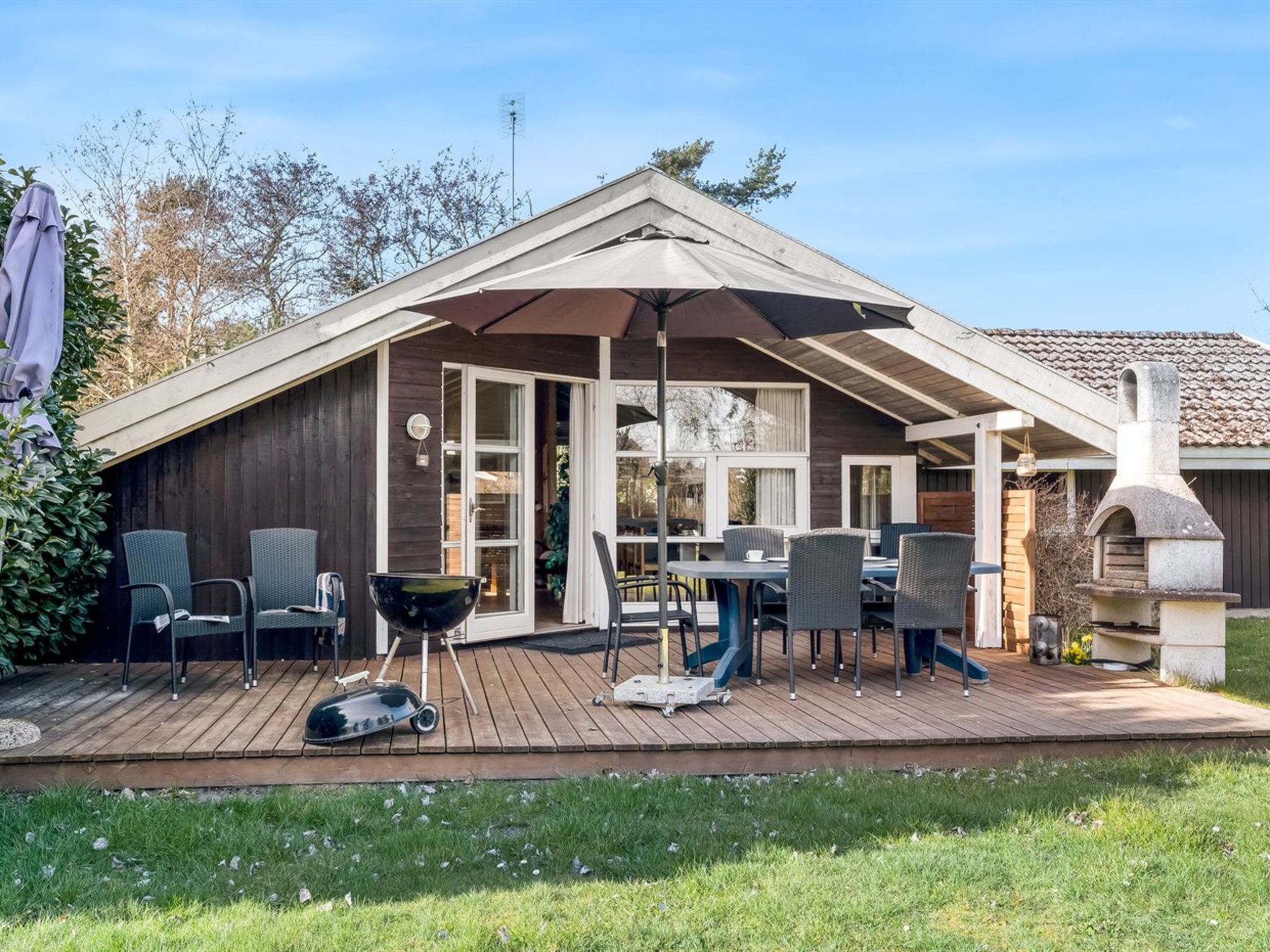 "Emili" - 300m from the sea