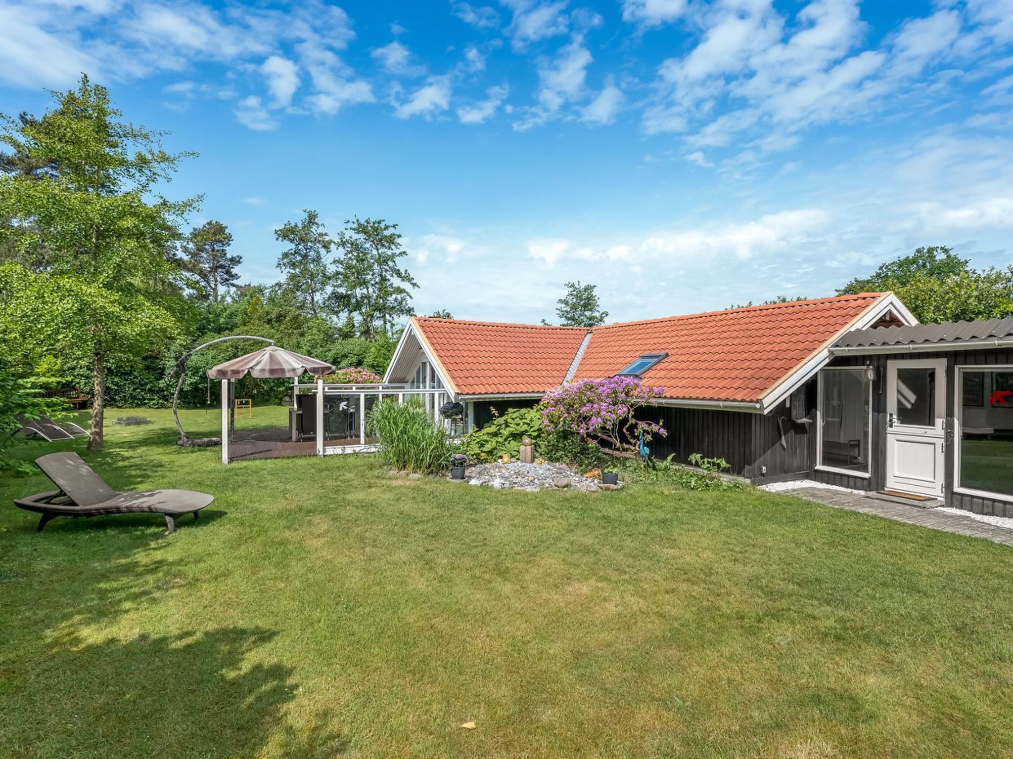 "Rusalina" - 400m from the sea - Buiten