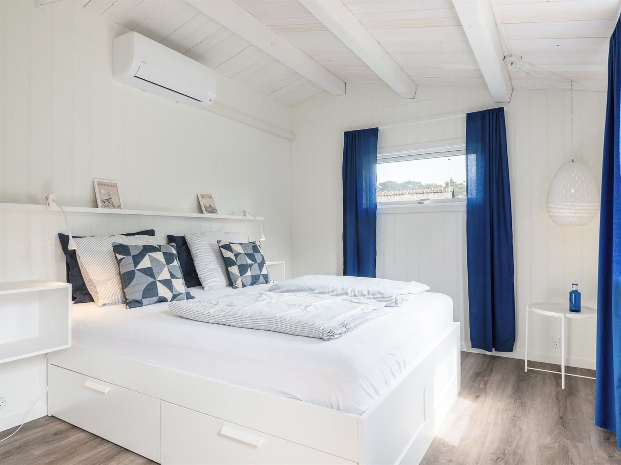 "Bedrija" - 100m from the sea - Inside