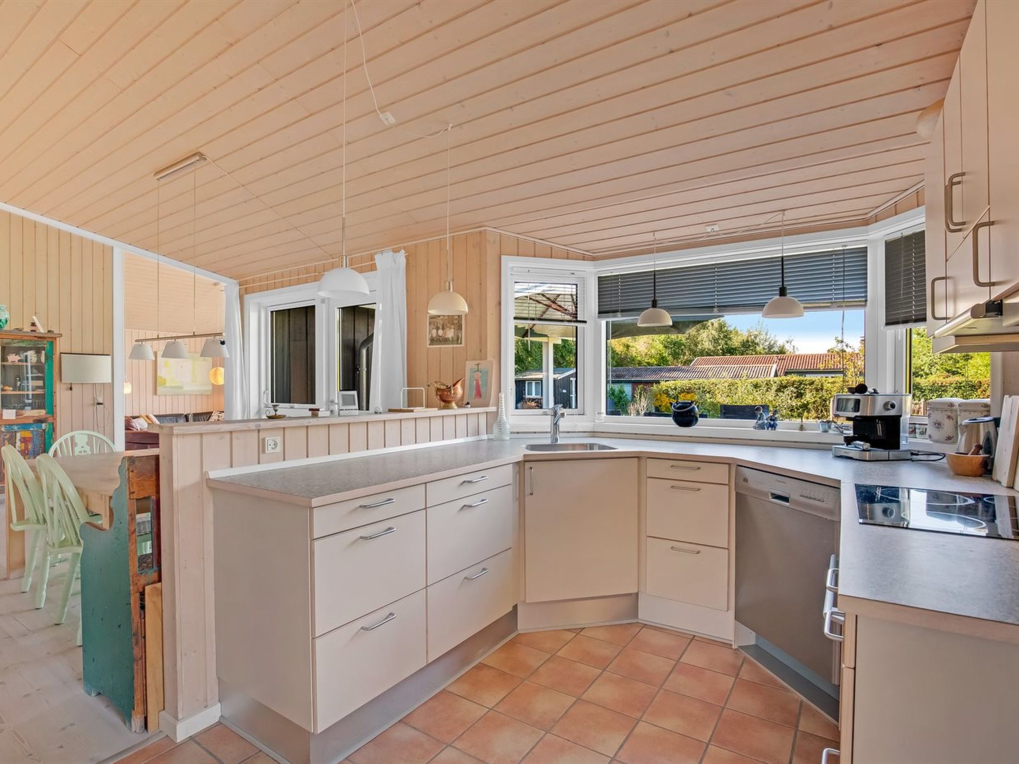 "Arisa" - 300m from the sea - Binnen