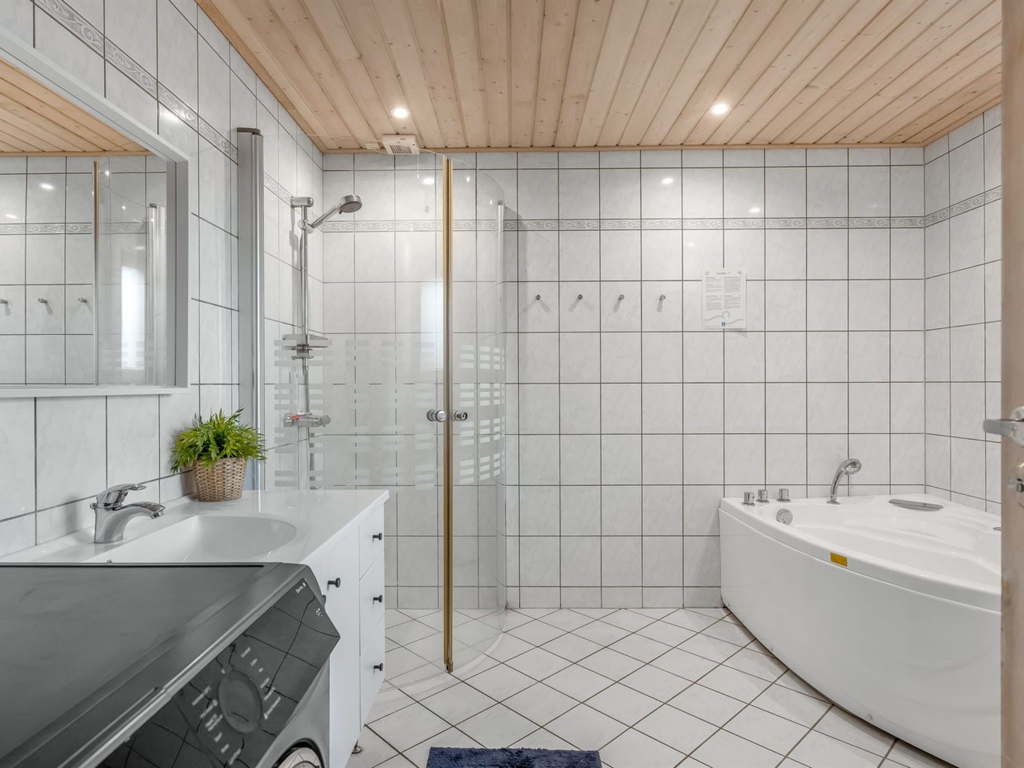 "Åse" - 1.3km from the sea-Drinnen