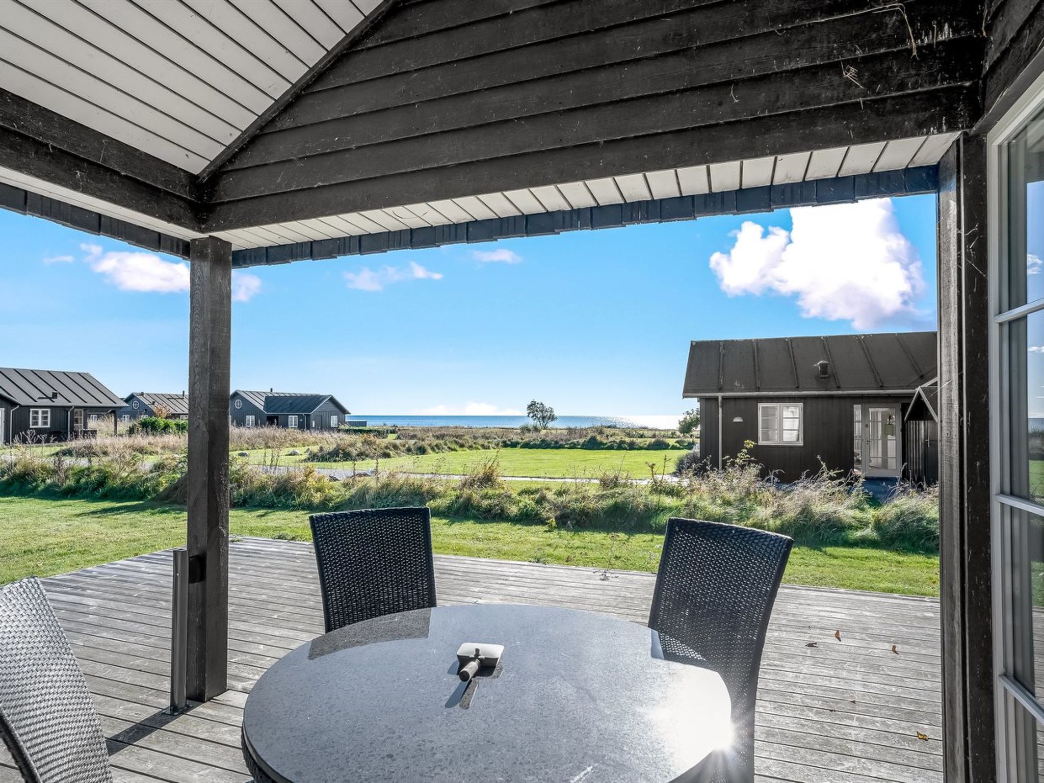 "Gunda" - 150m from the sea - Buiten