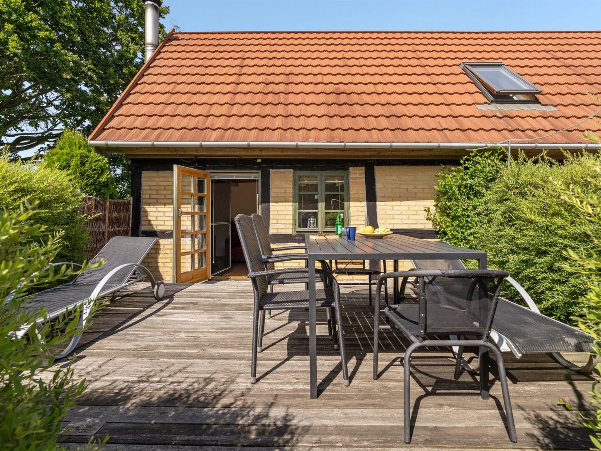 "Redlef" - 9km from the sea