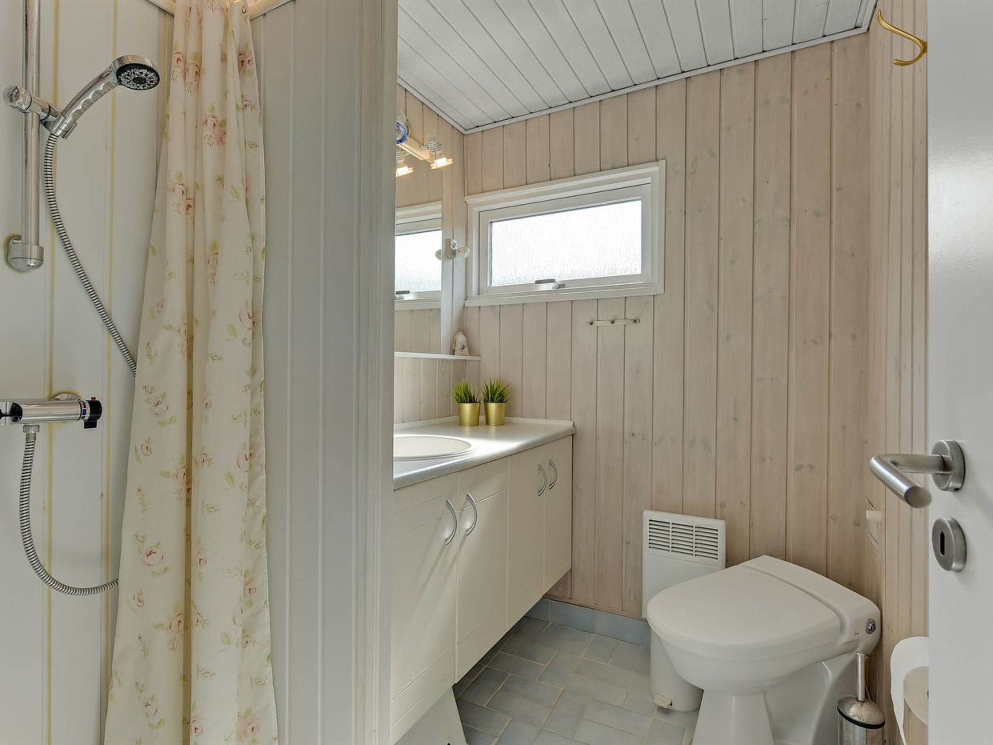 "Eddy" - 50m from the sea - Drinnen