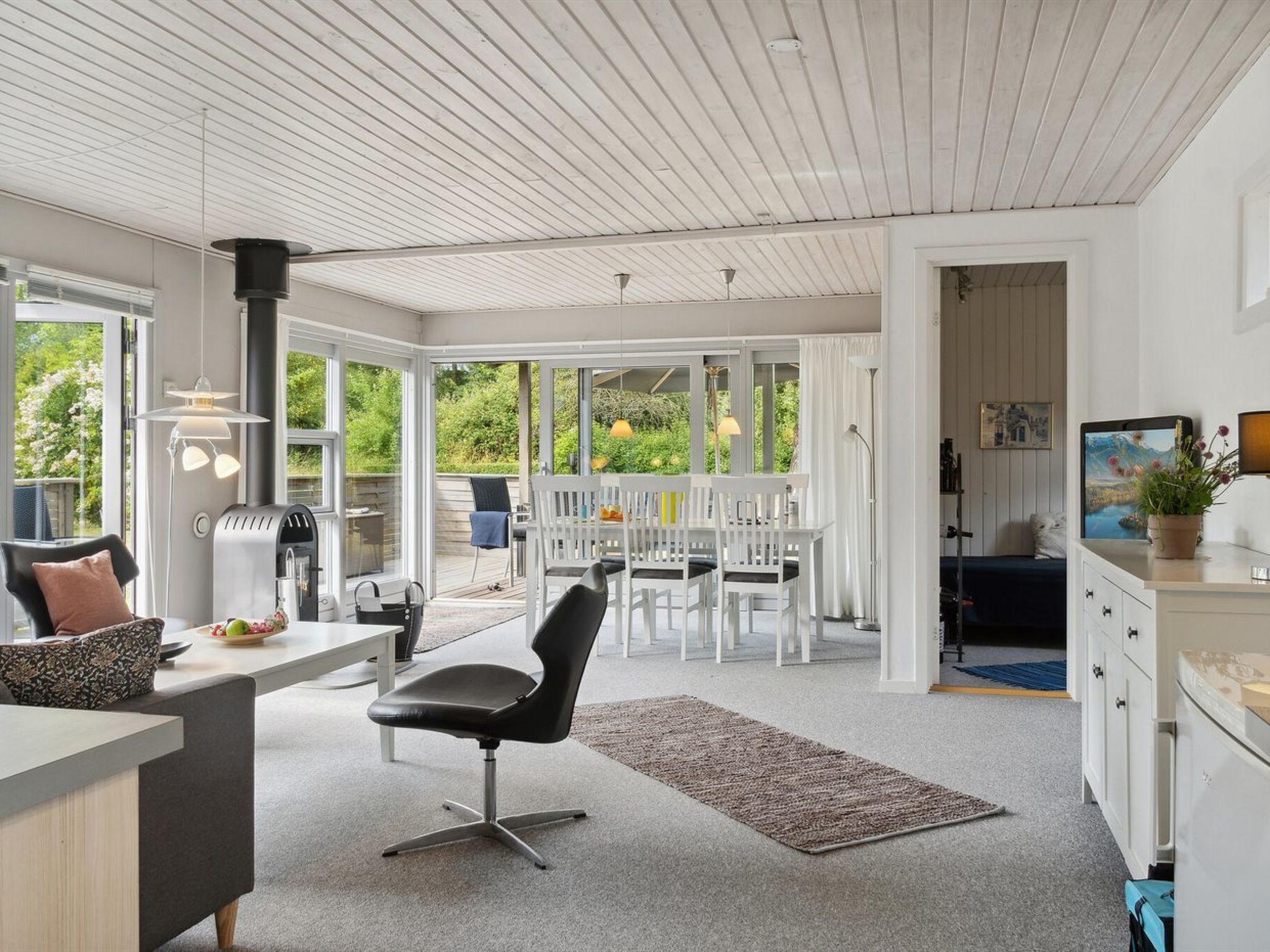 "Holmwith" - 200m from the sea