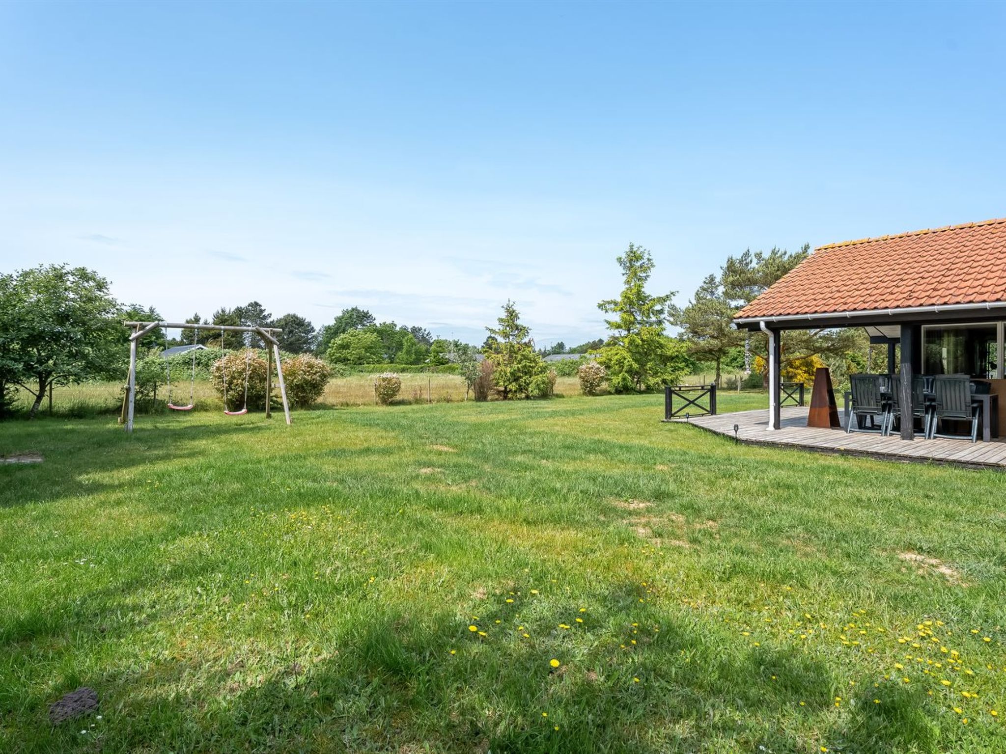 "Allie" - 150m from the sea-Buiten