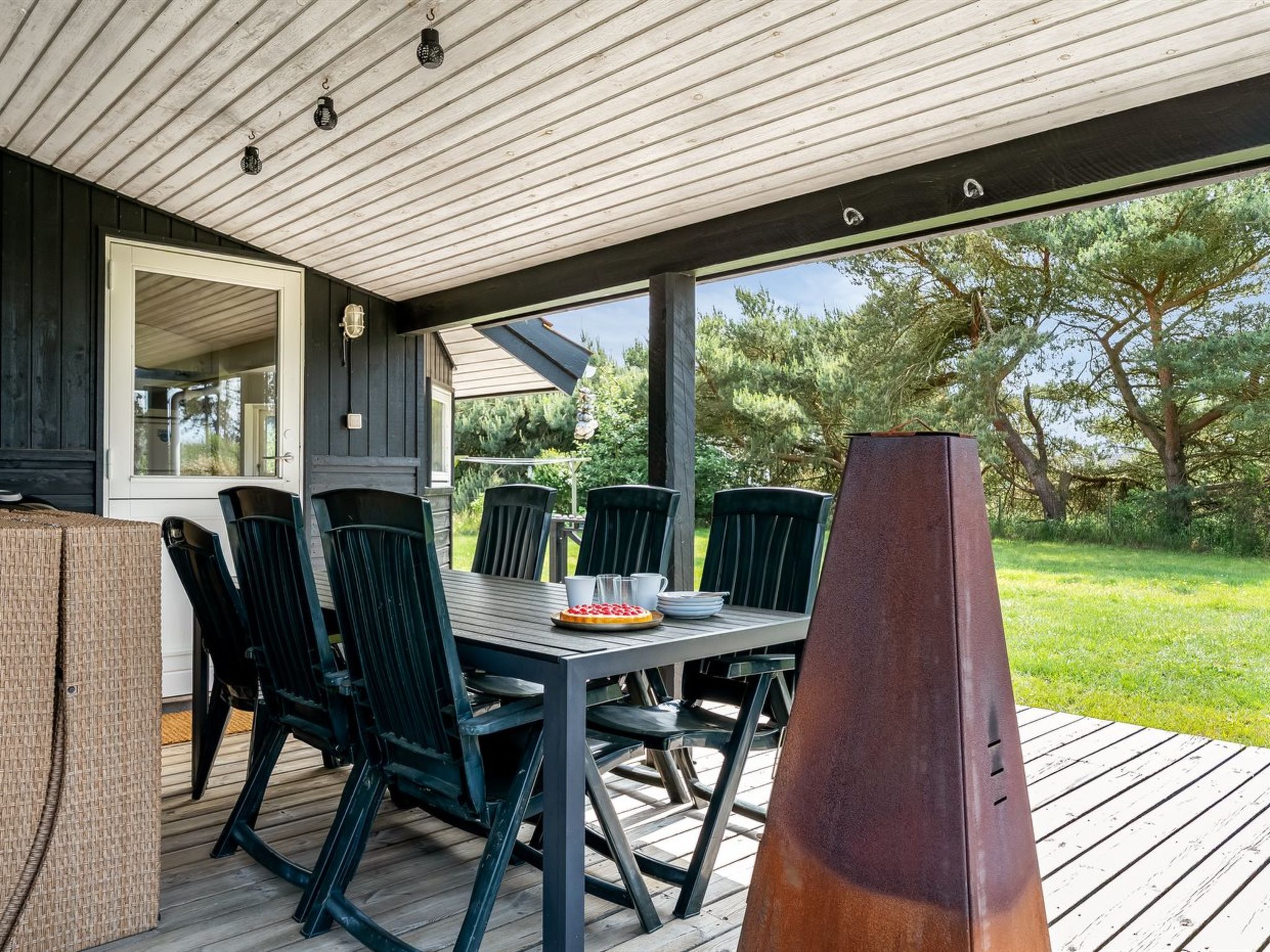 "Allie" - 150m from the sea - Buiten