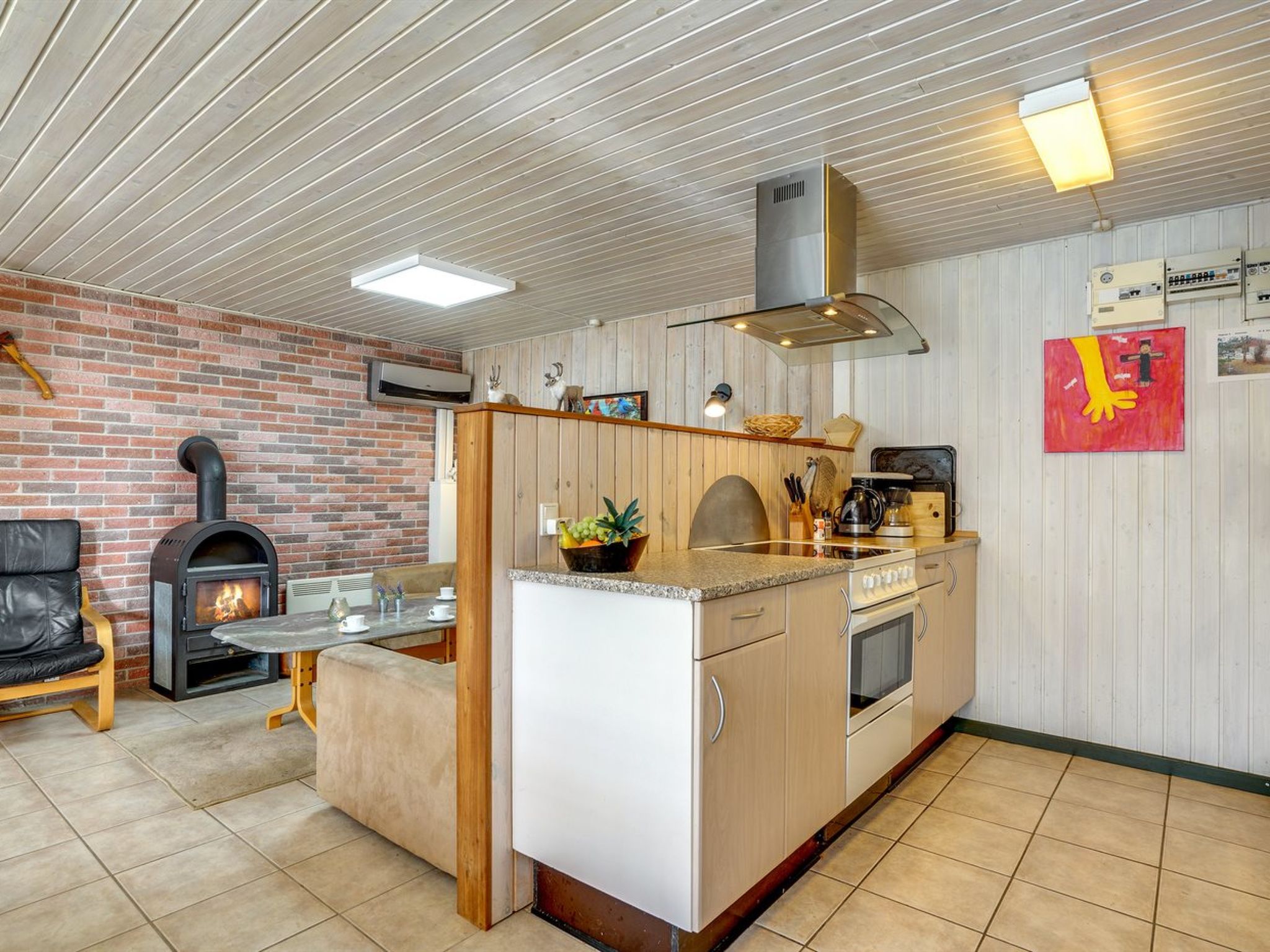 "Sitta" - 400m from the sea - Binnen