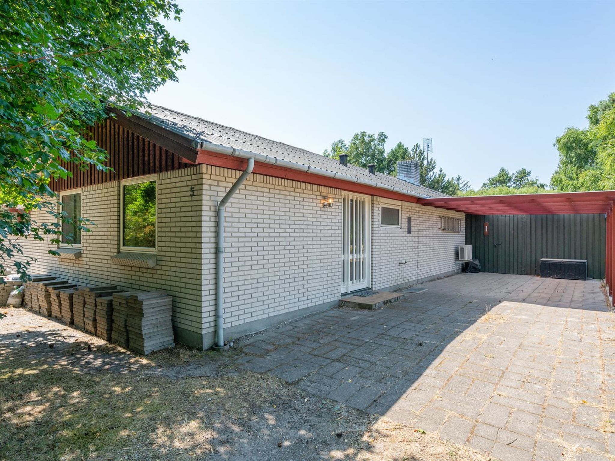 "Sitta" - 400m from the sea - Buiten