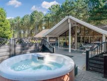 "Matine" - 800m from the sea