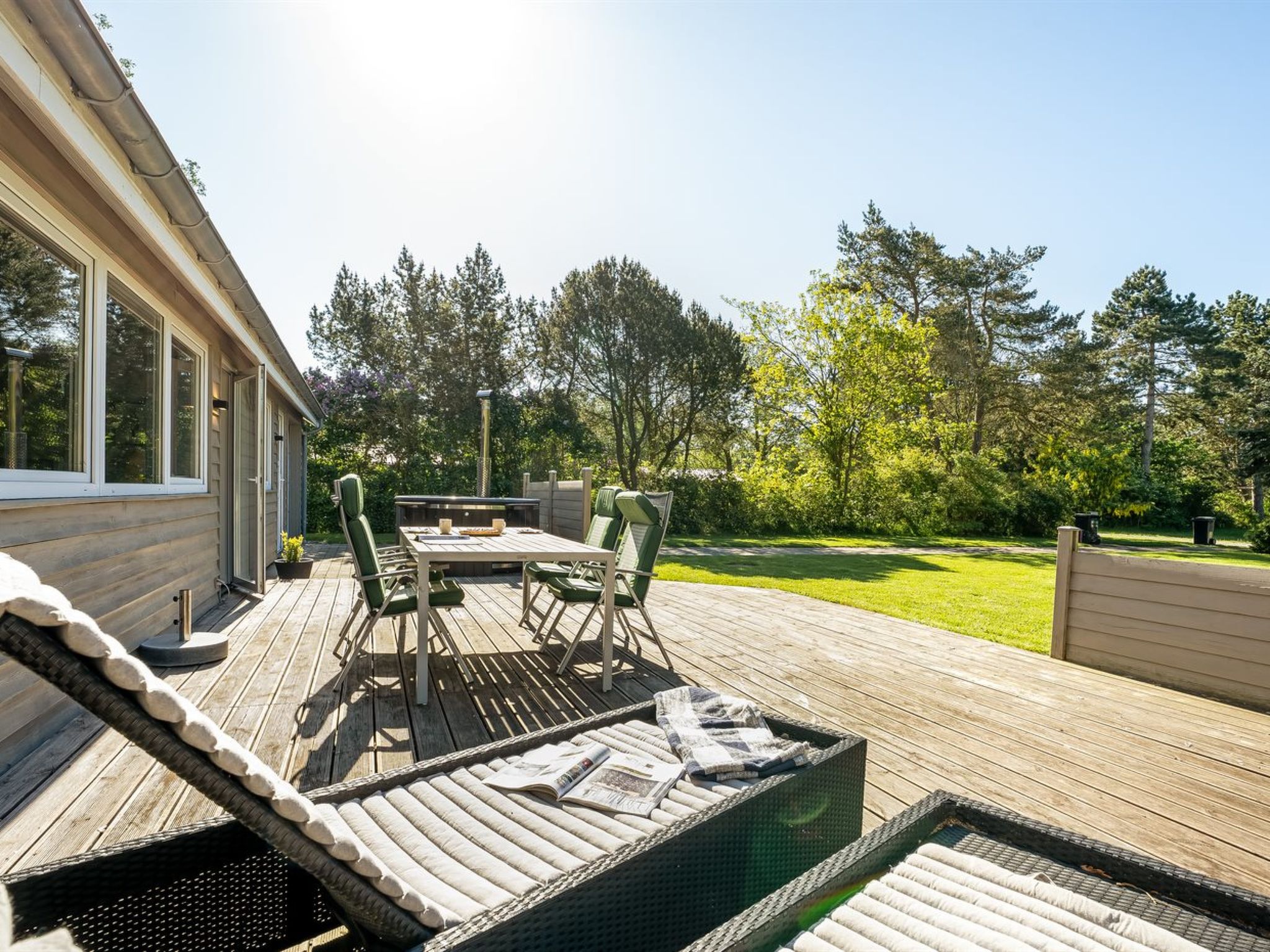 "Rohan" - 700m from the sea - Buiten