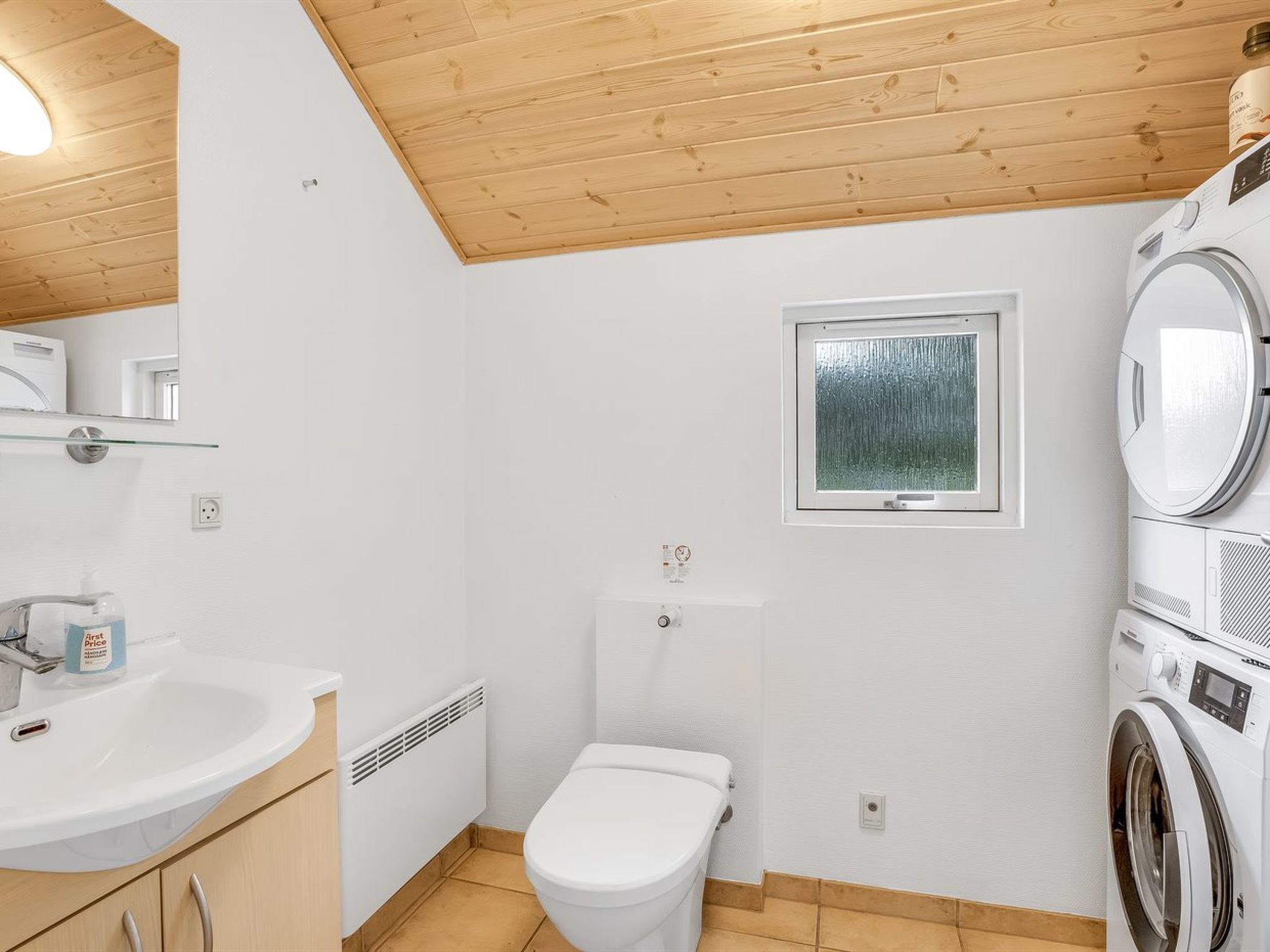 "Dorde" - 600m from the sea-Drinnen