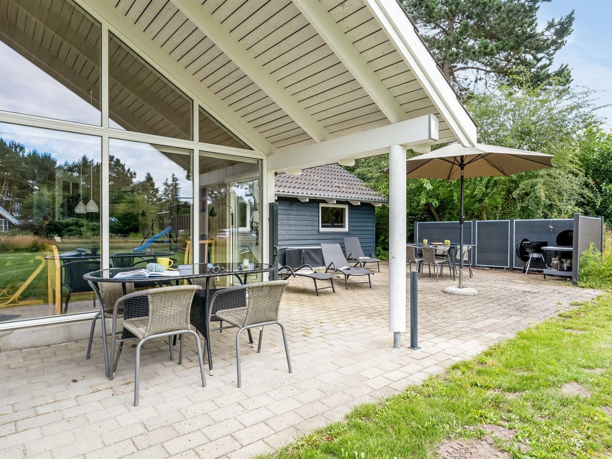 "Dorde" - 600m from the sea - Buiten