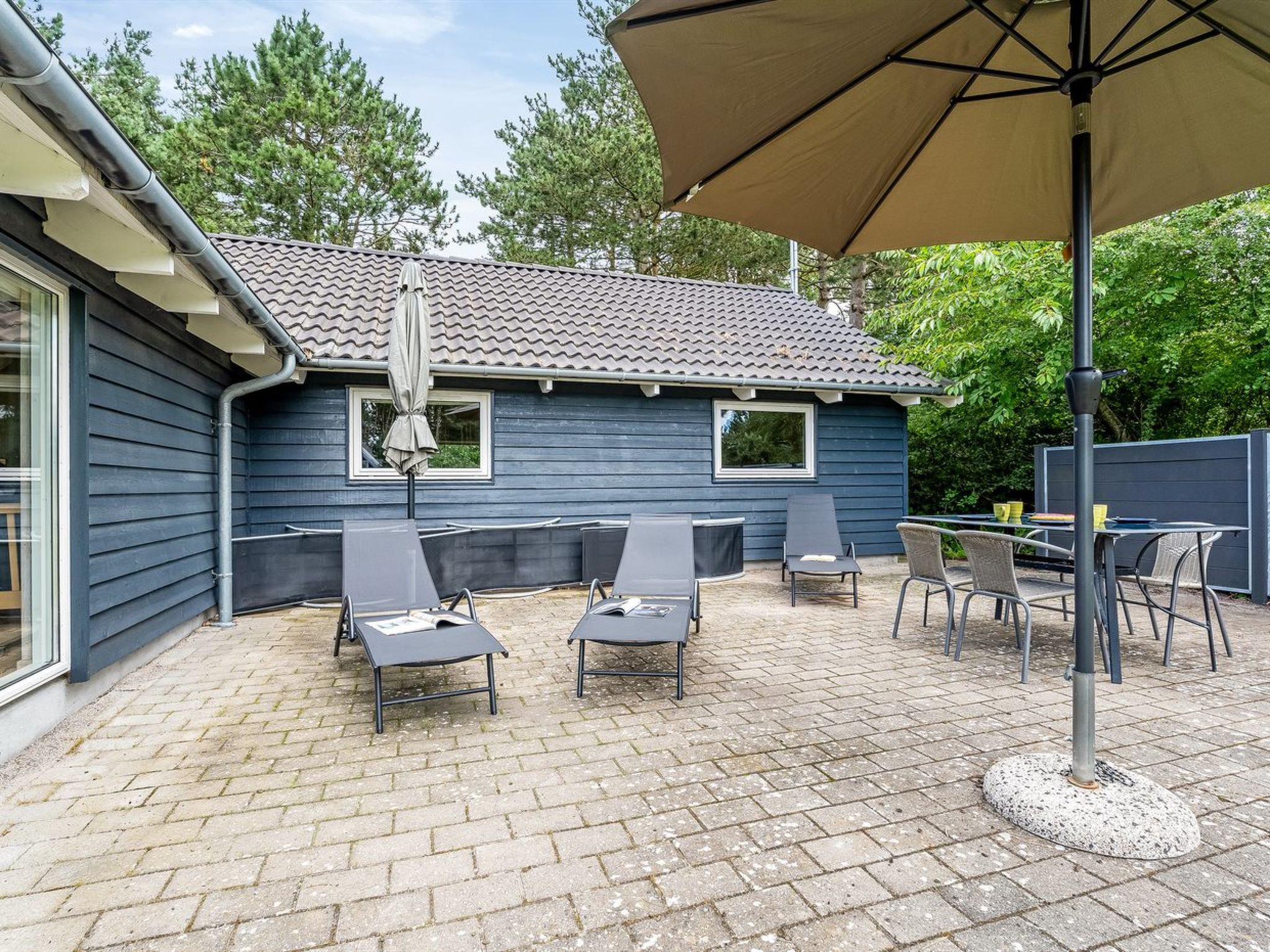 "Dorde" - 600m from the sea - Buiten