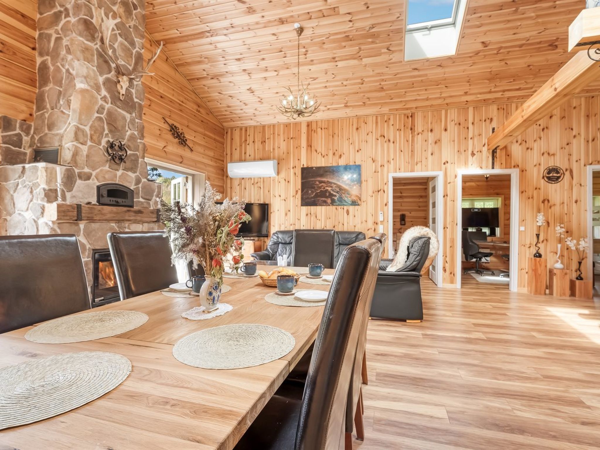"Lillebror" - 900m from the sea-Drinnen
