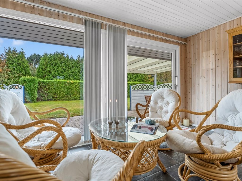 'Einari' - 500m from the sea