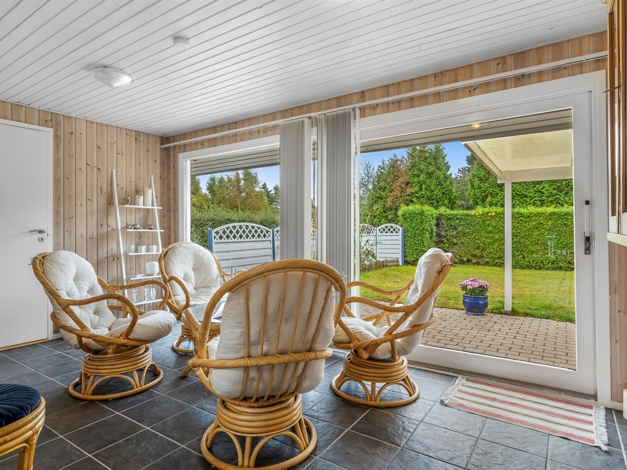 "Einari" - 500m from the sea - Binnen