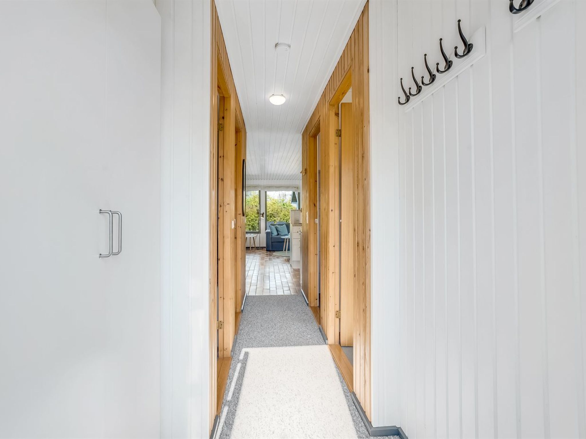 "Lars" - 250m from the sea