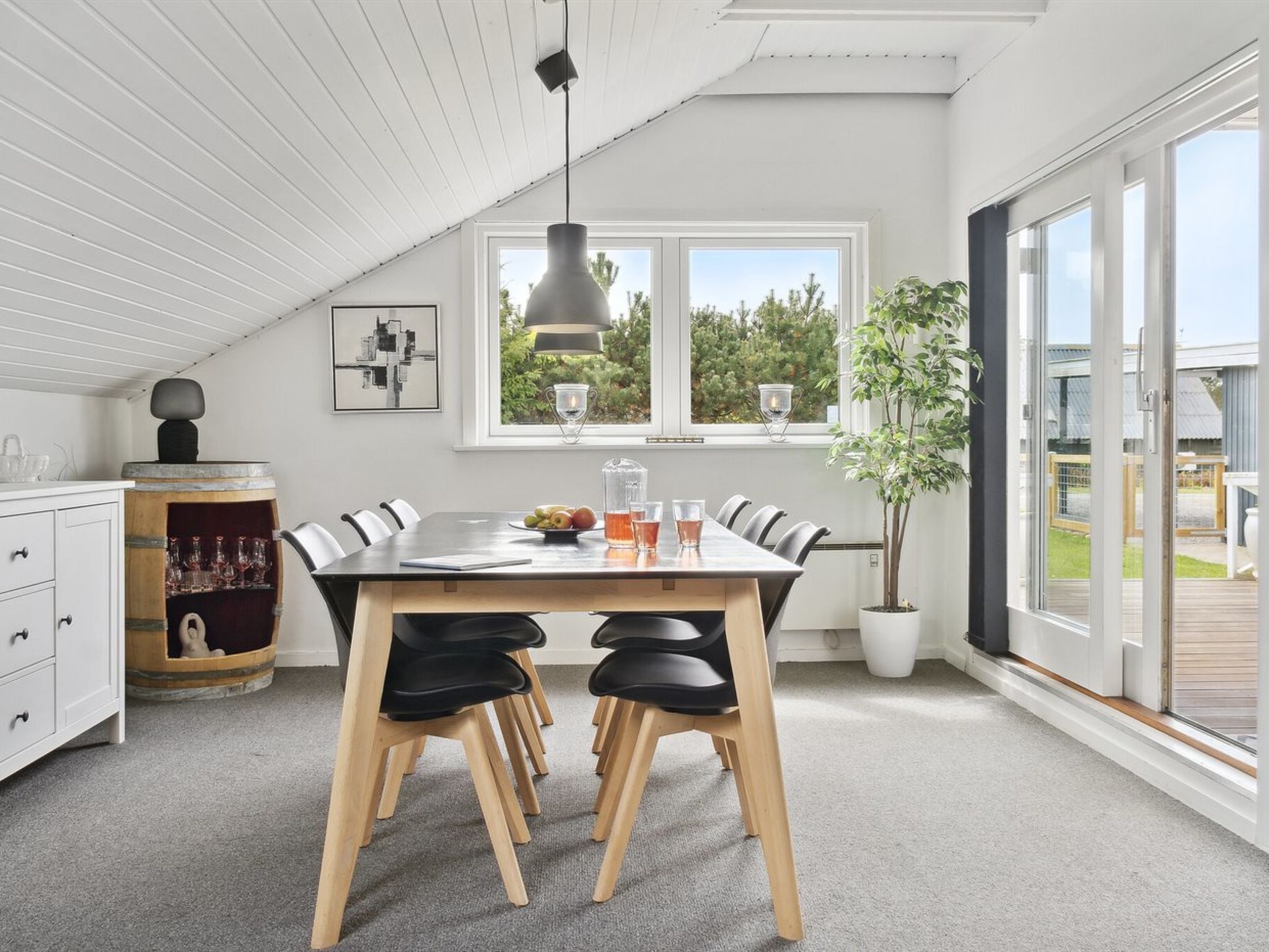 "Reidar" - 600m from the sea - Binnen
