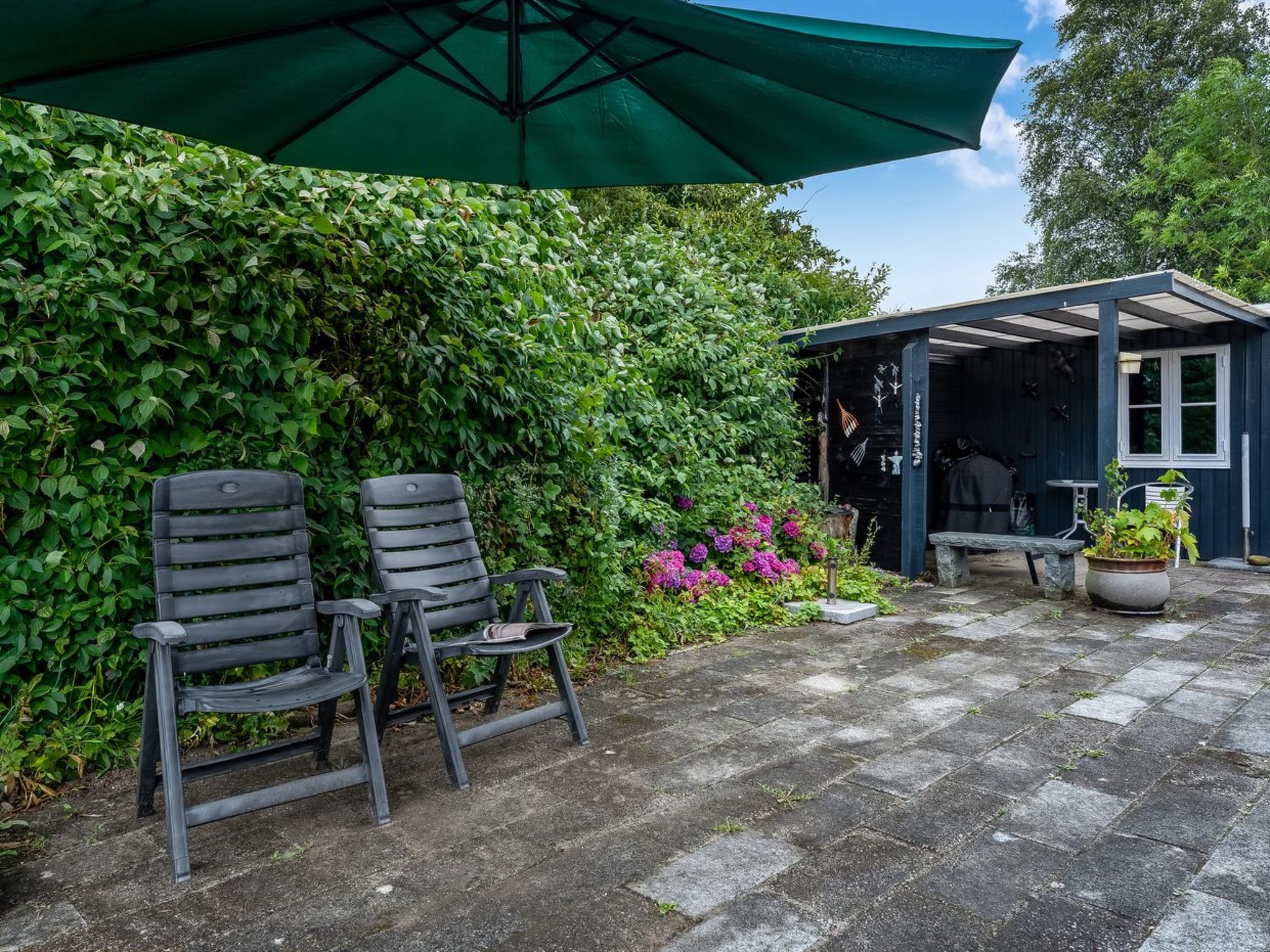 "Rikhard" - 75m from the sea - Buiten