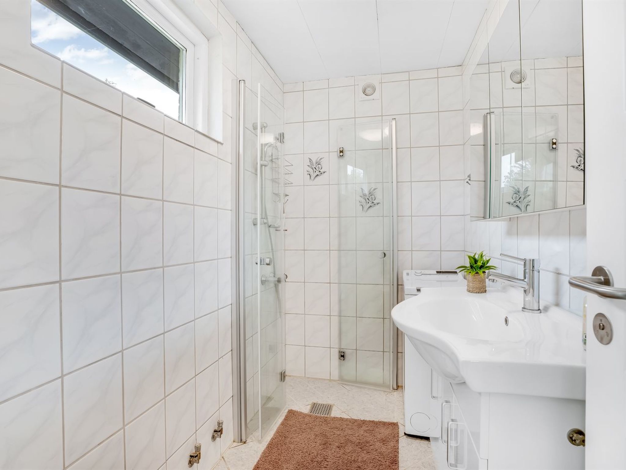 "Ginie" - 600m from the sea - Binnen