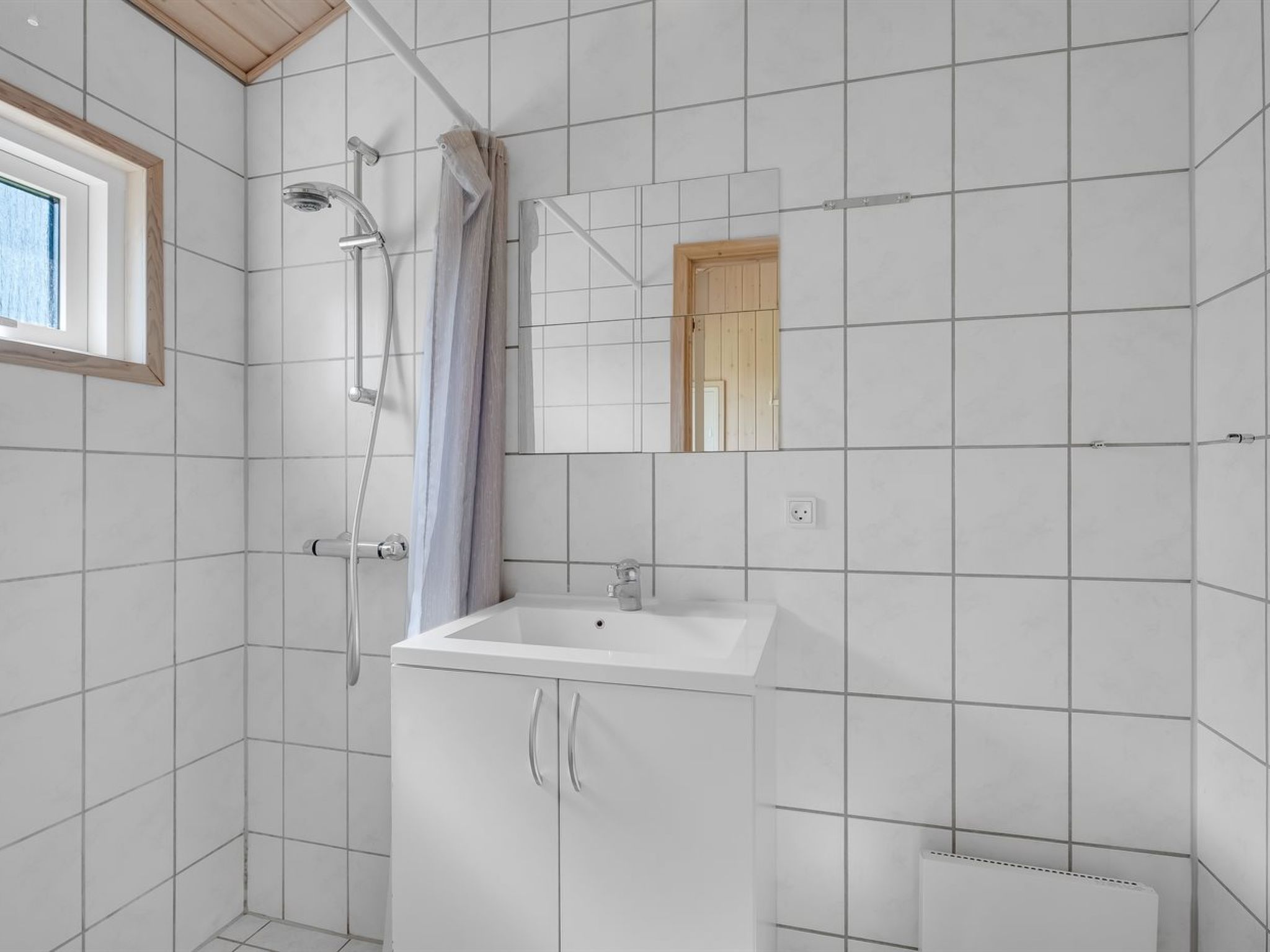 Maison "Alvina" - 45m from the sea – Salle de bains, photo 11 sur 23